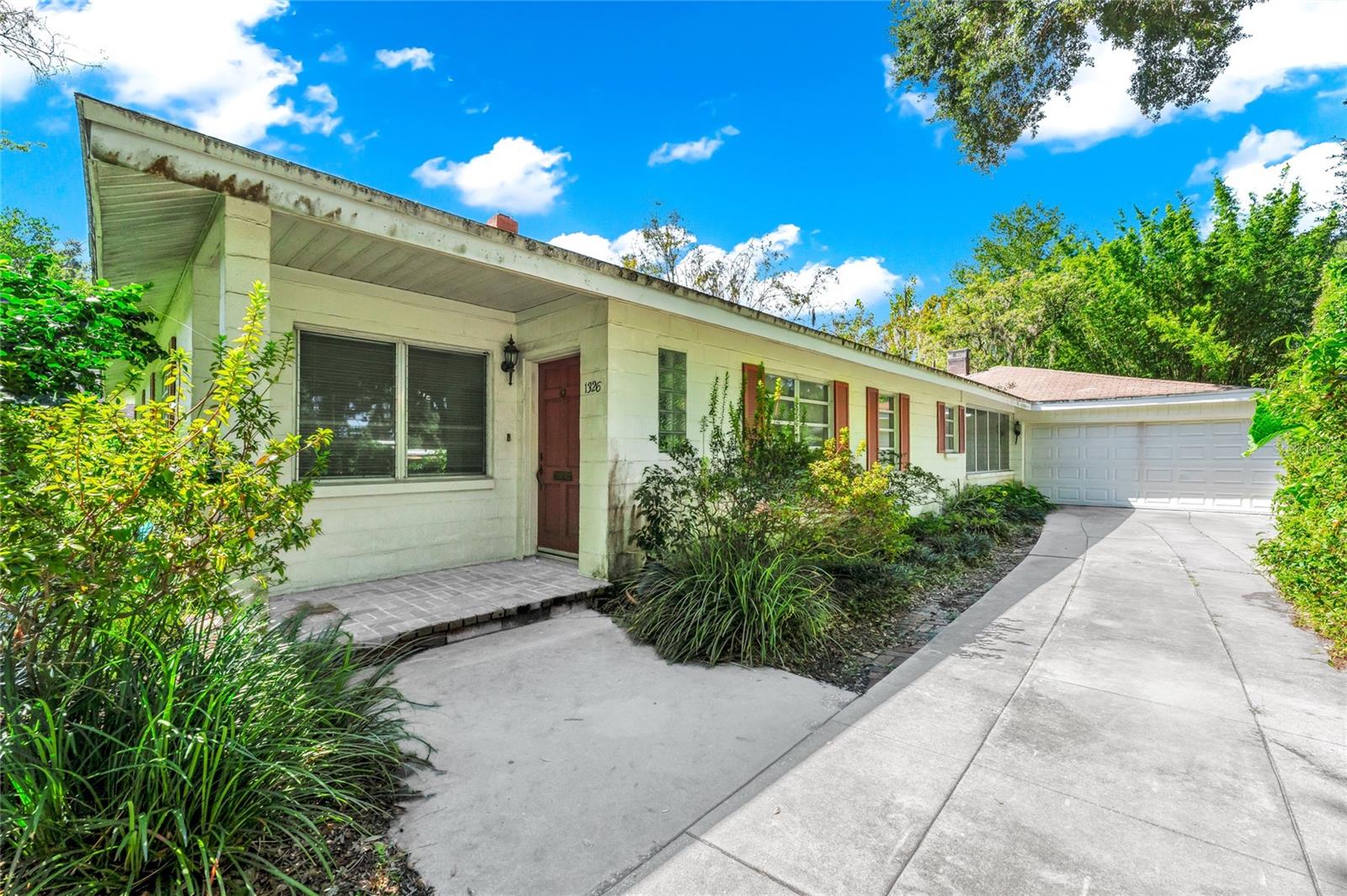 Image 4 of 39 For 1326 Altaloma Avenue