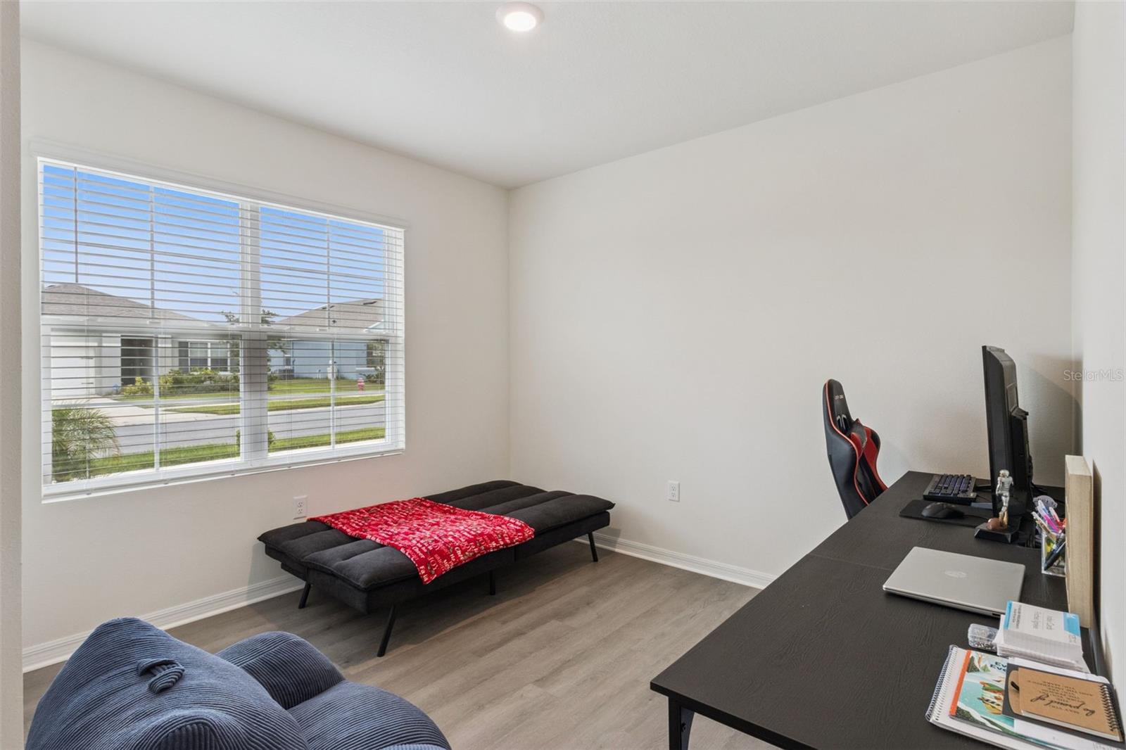 Image 14 of 33 For 3712 Diving Dove Lane