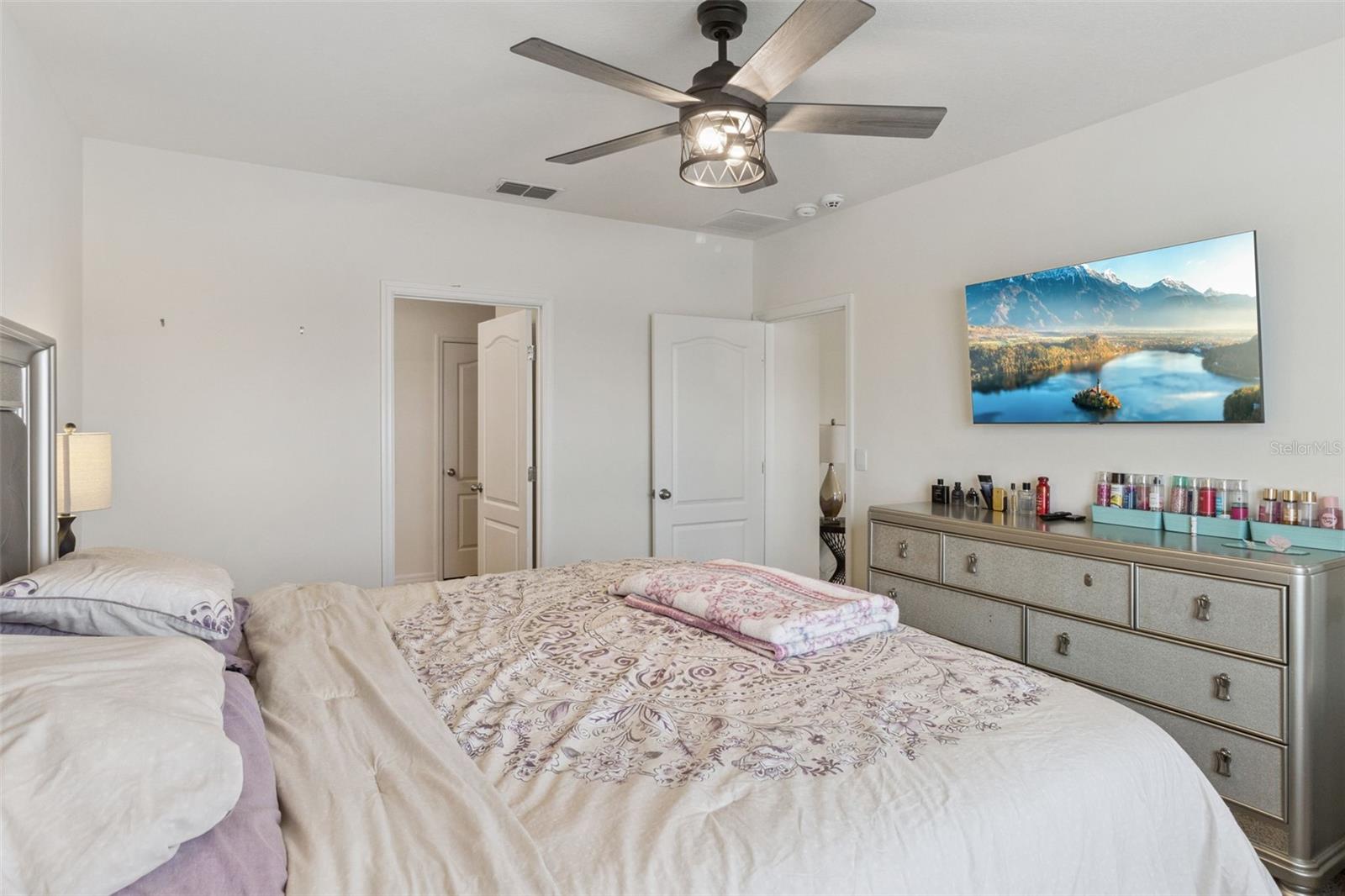 Image 22 of 33 For 3712 Diving Dove Lane