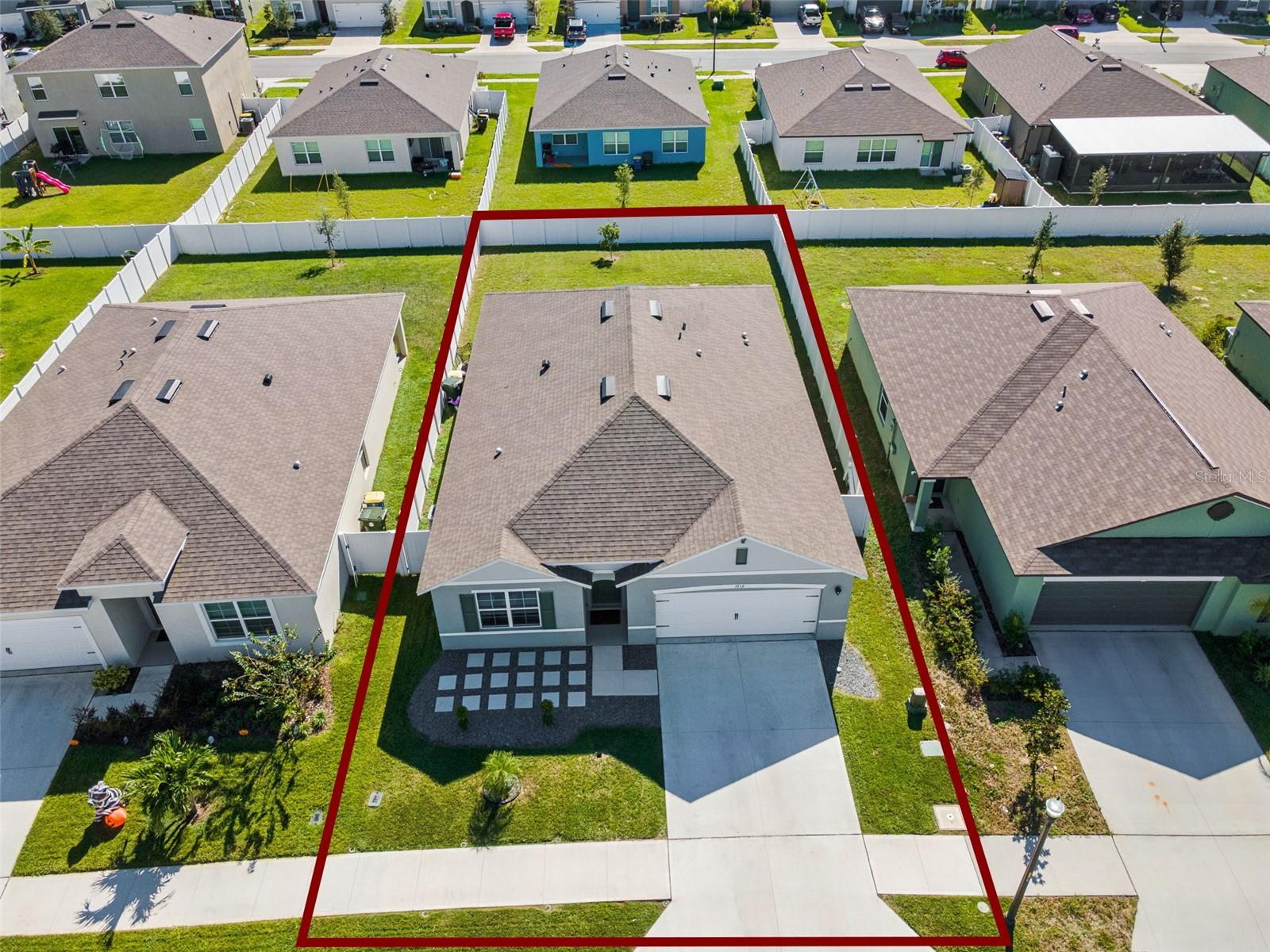 Image 3 of 33 For 3712 Diving Dove Lane