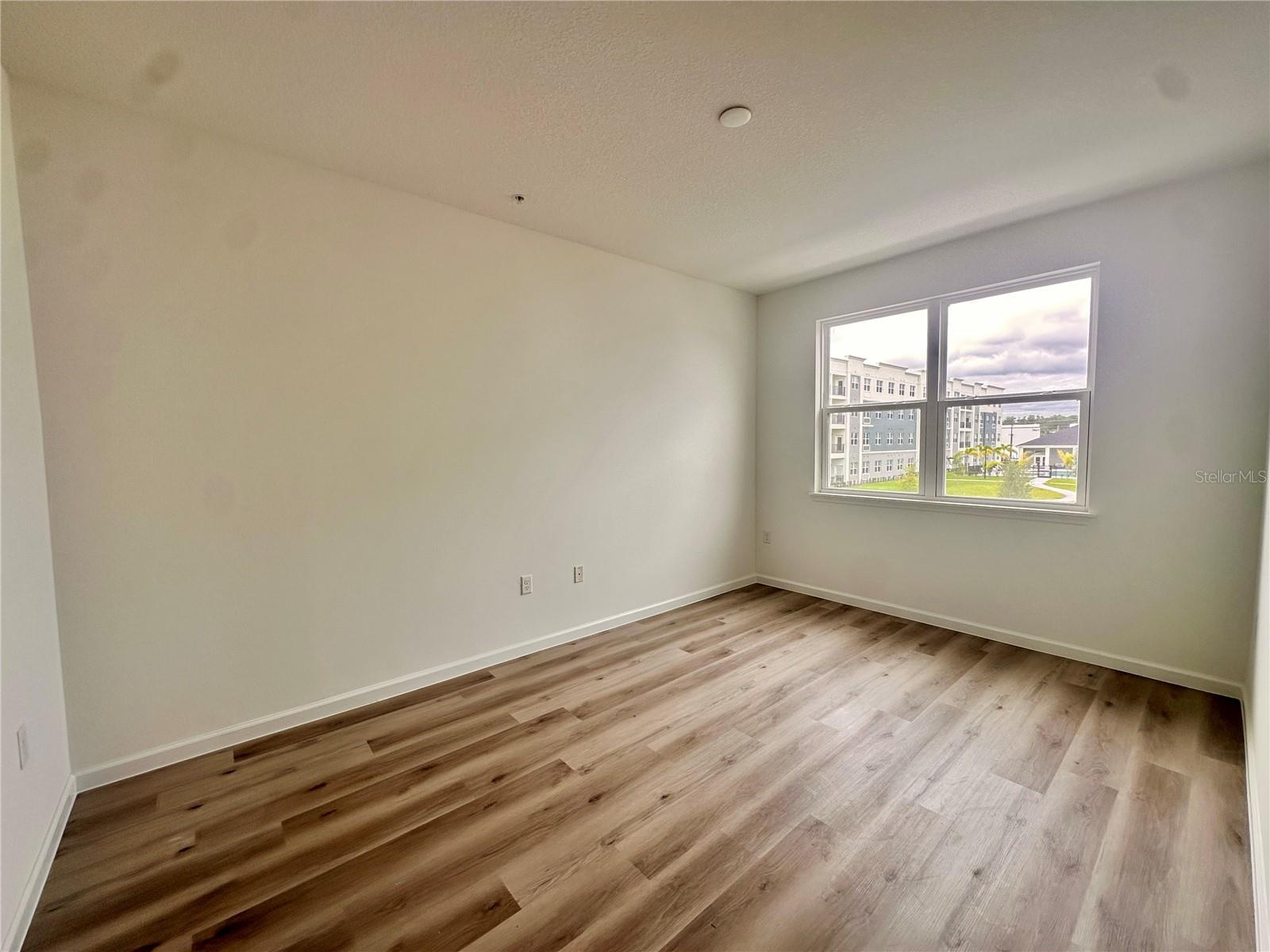 Image 8 of 18 For 1220 Southstation Place 205