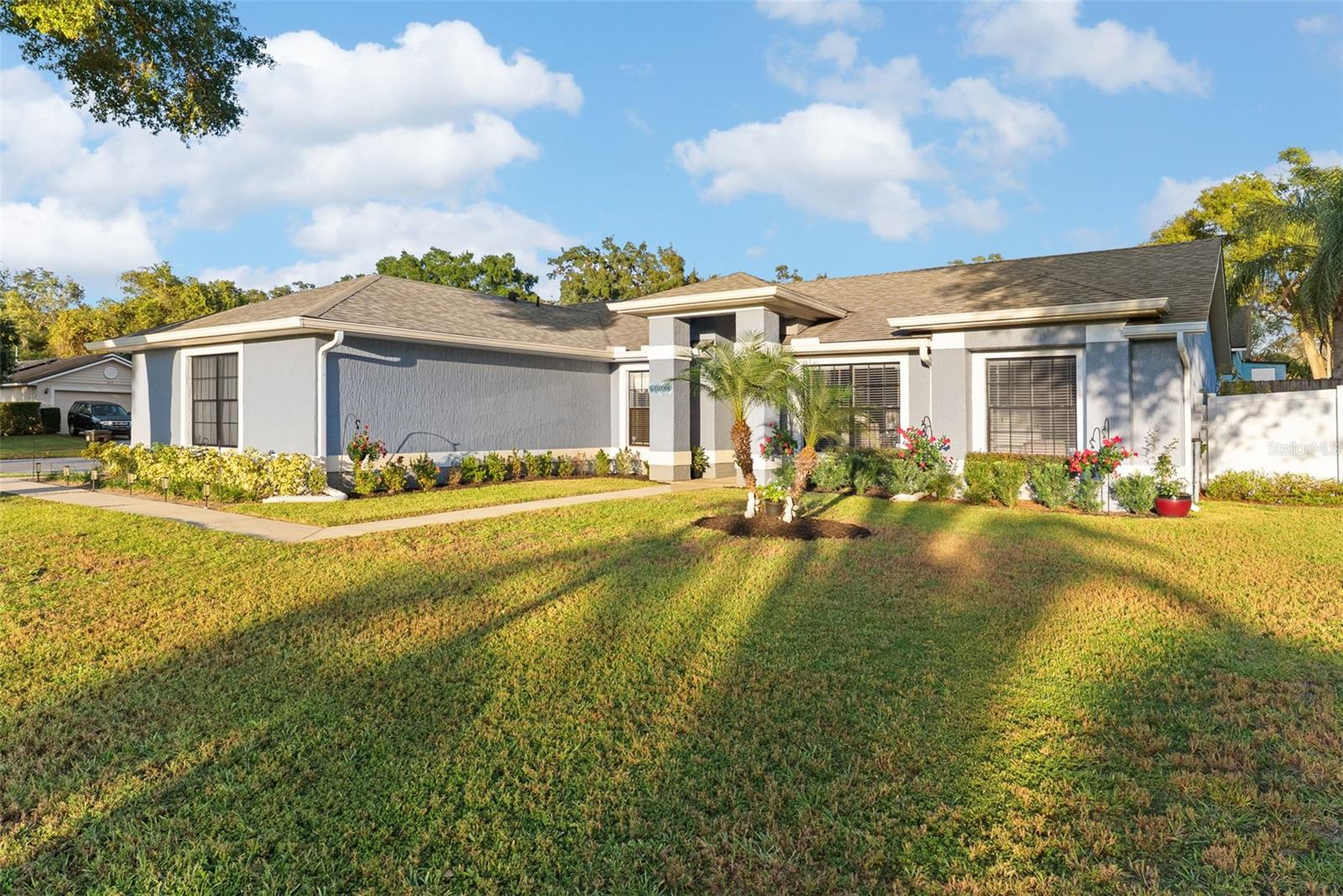 Image 4 of 36 For 1921 Burberry Street