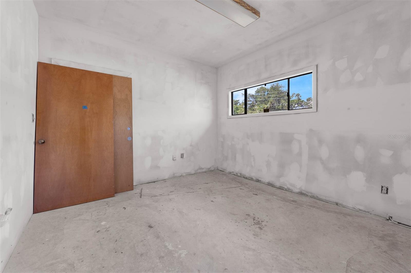 Image 45 of 68 For 2306 Lee Road