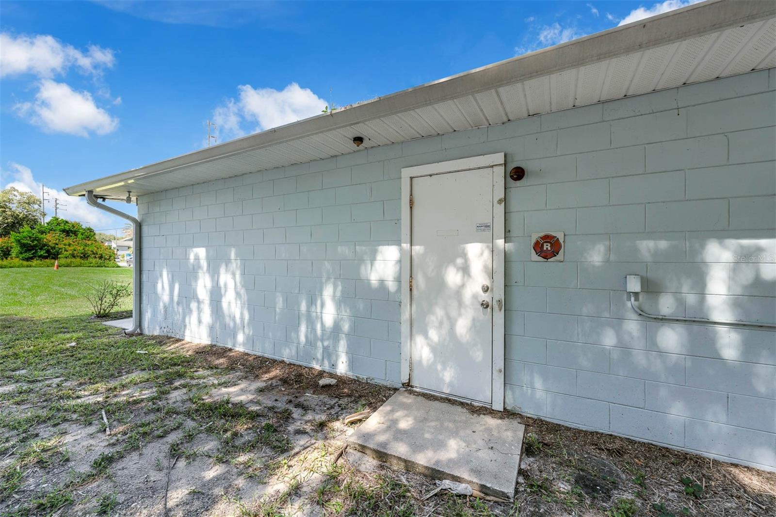 Image 6 of 68 For 2306 Lee Road