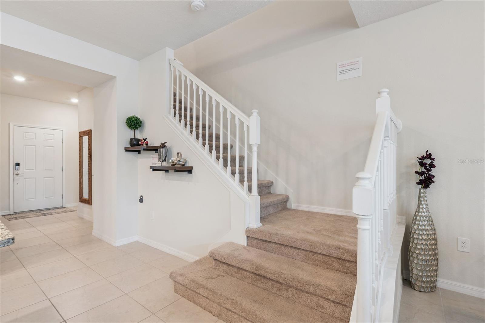 Image 11 of 27 For 921 Paradise Drive