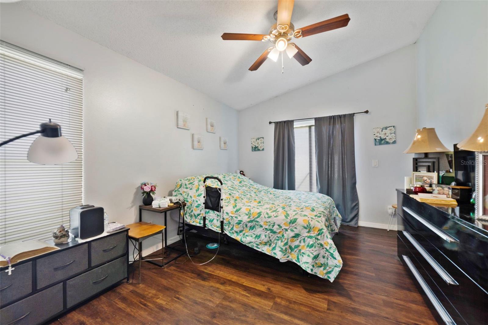 Image 4 of 15 For 3165 Fairfield Drive
