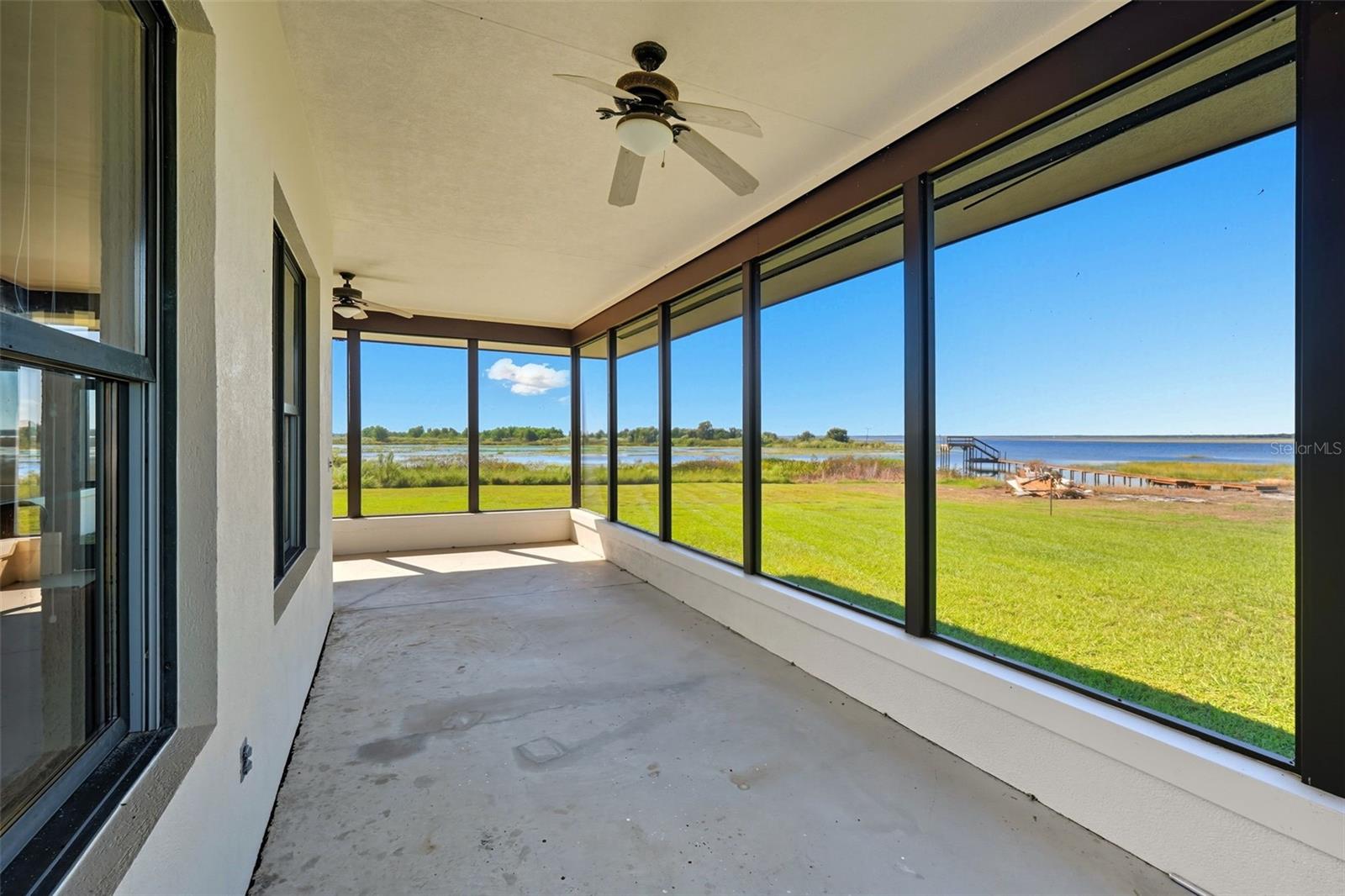 Image 8 of 51 For 553 Thornburg Road