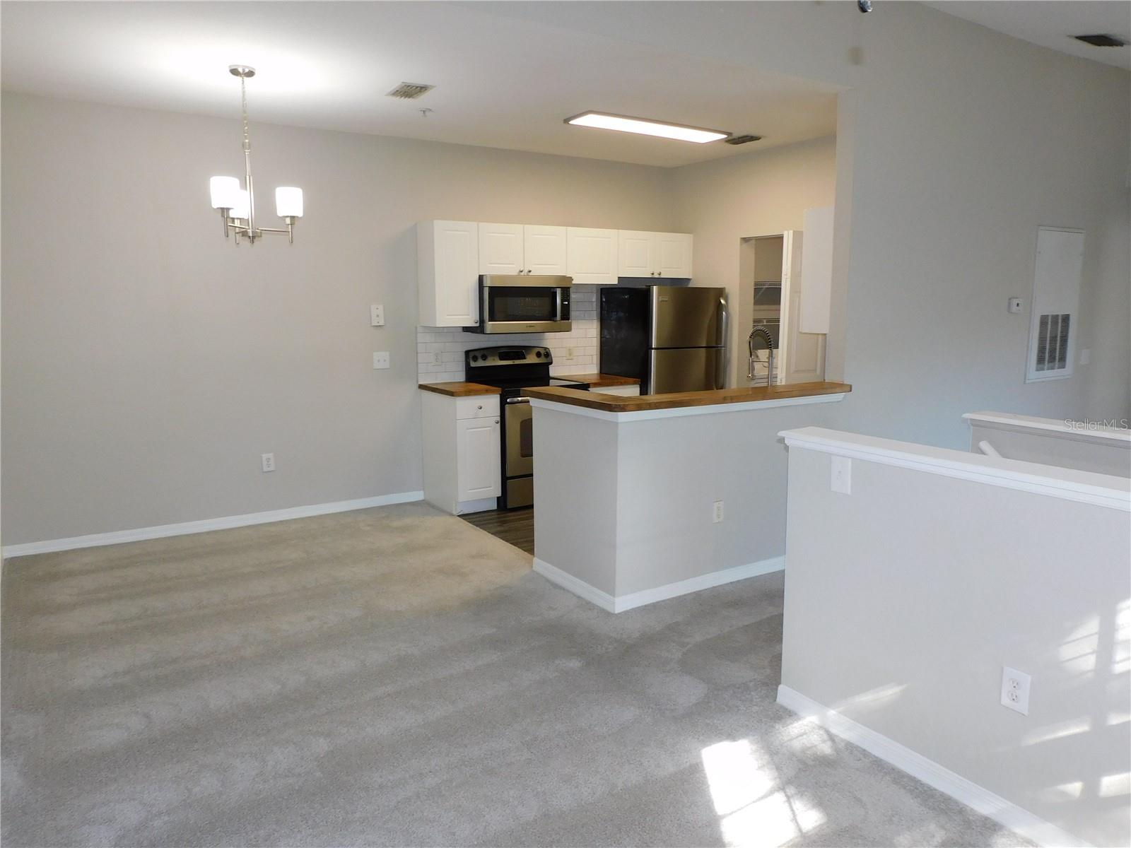 Image 10 of 37 For 844 Grand Regency Point 203