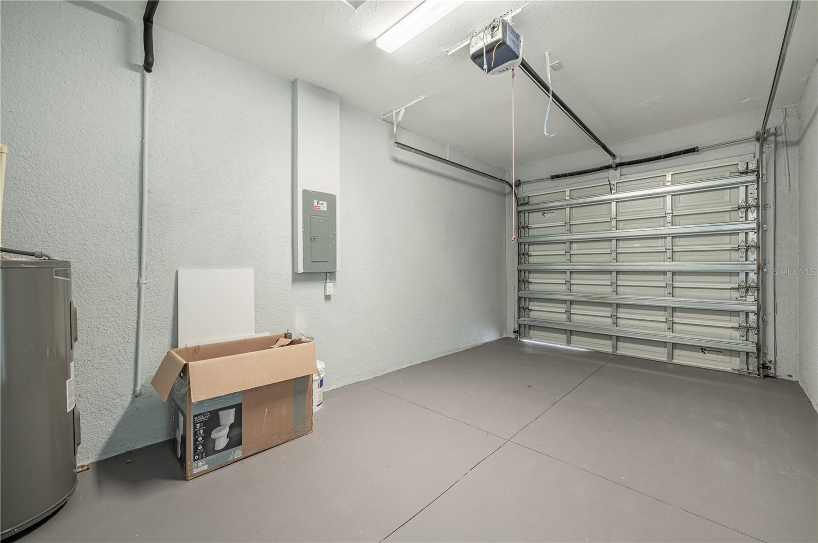 Image 14 of 18 For 8543 & 8545 Dinnano Street