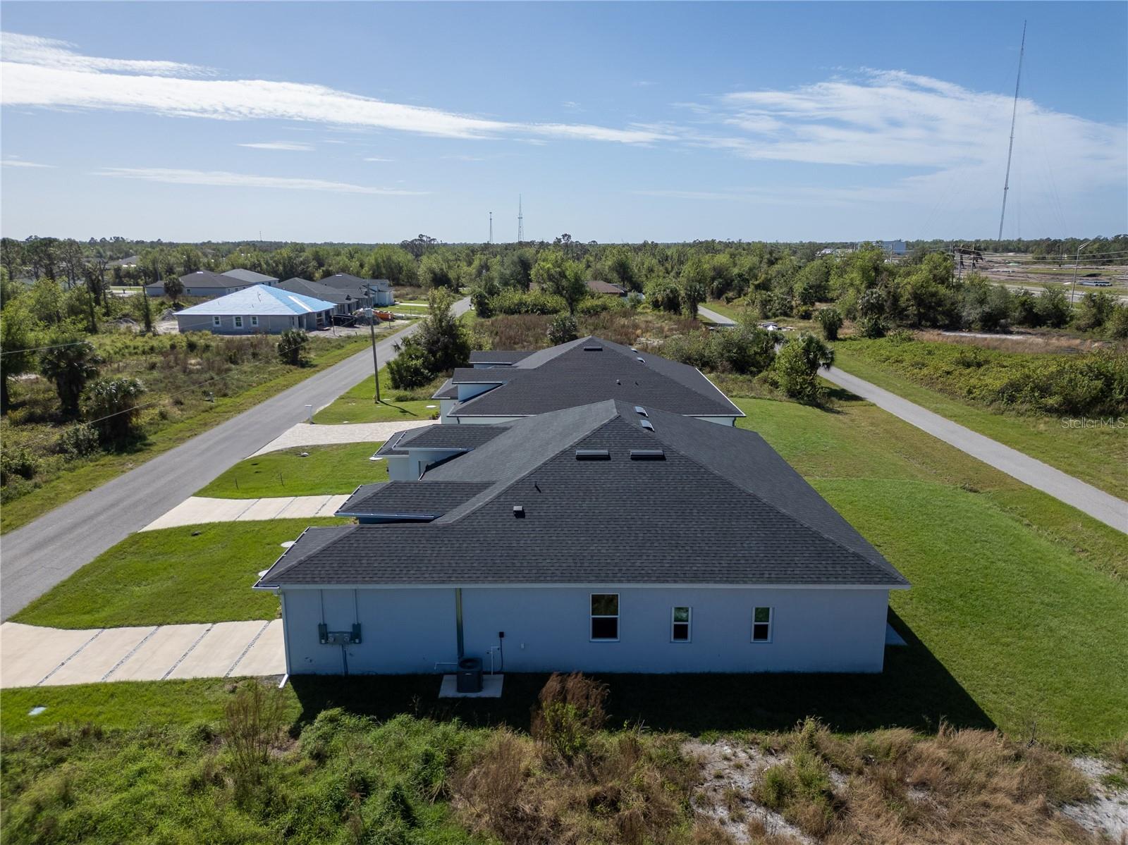 Image 17 of 18 For 8543 & 8545 Dinnano Street