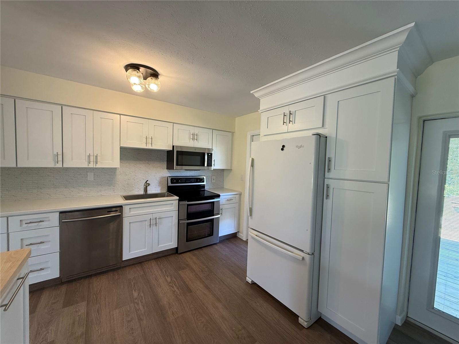 Image 10 of 38 For 2910 Elder Street