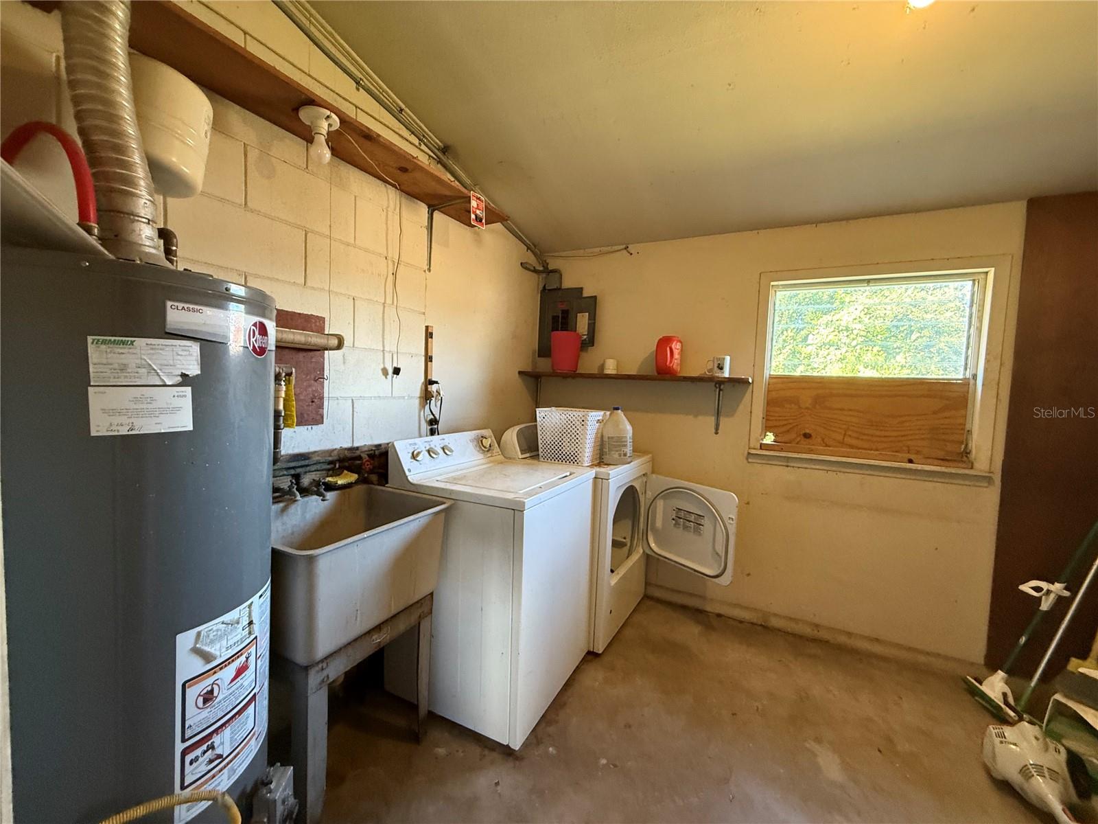 Image 31 of 38 For 2910 Elder Street