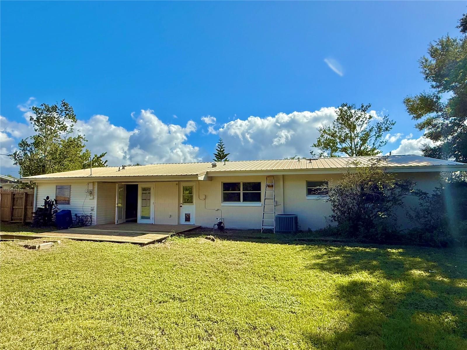 Image 34 of 38 For 2910 Elder Street