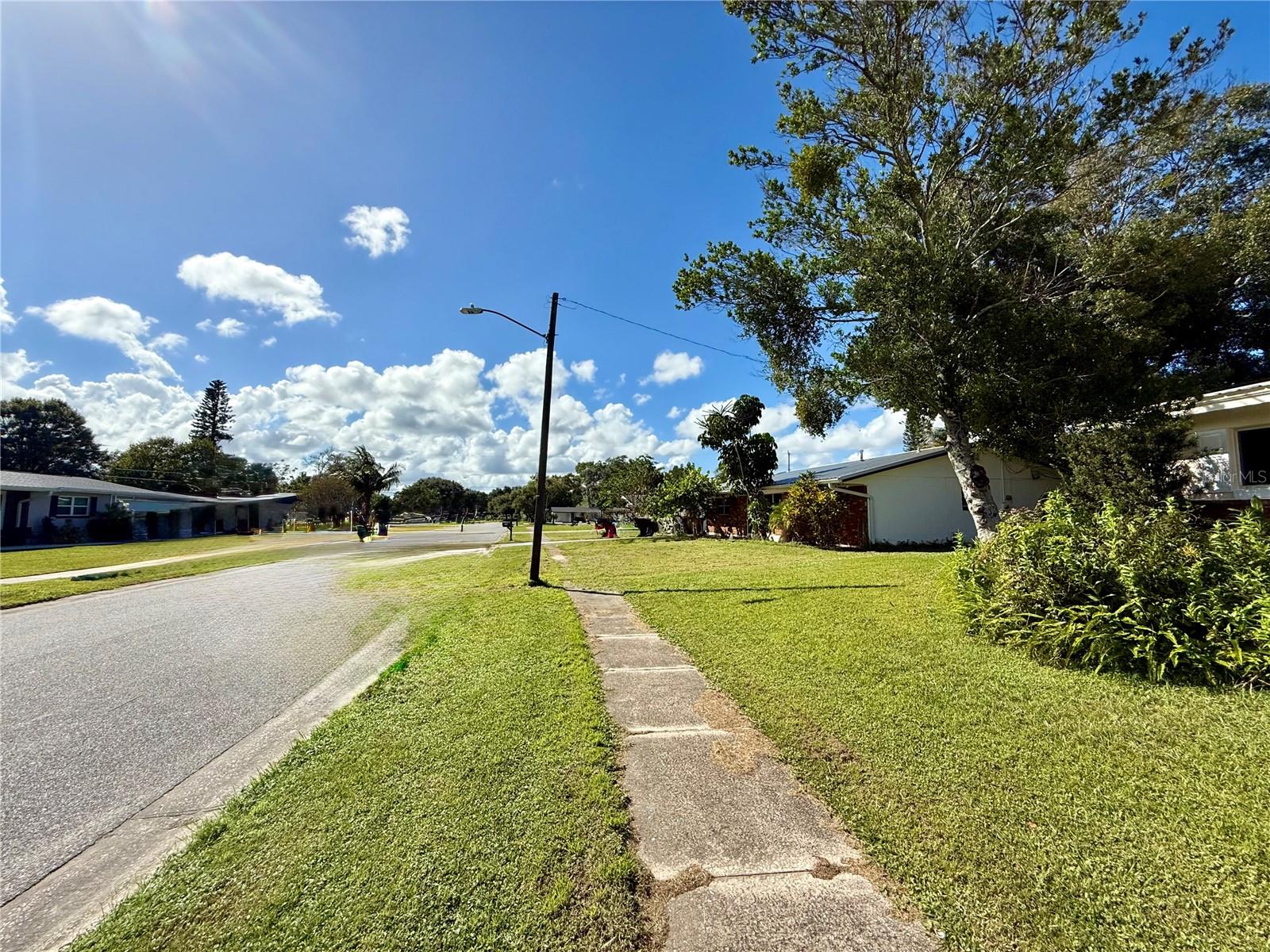 Image 38 of 38 For 2910 Elder Street