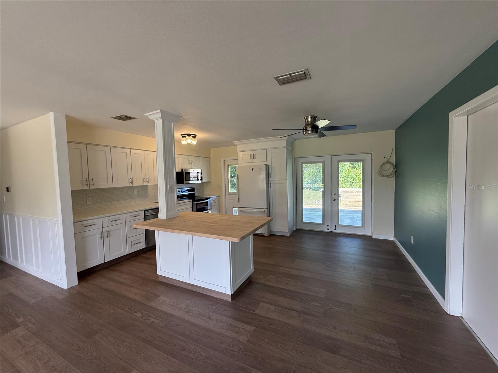 Image 8 of 38 For 2910 Elder Street