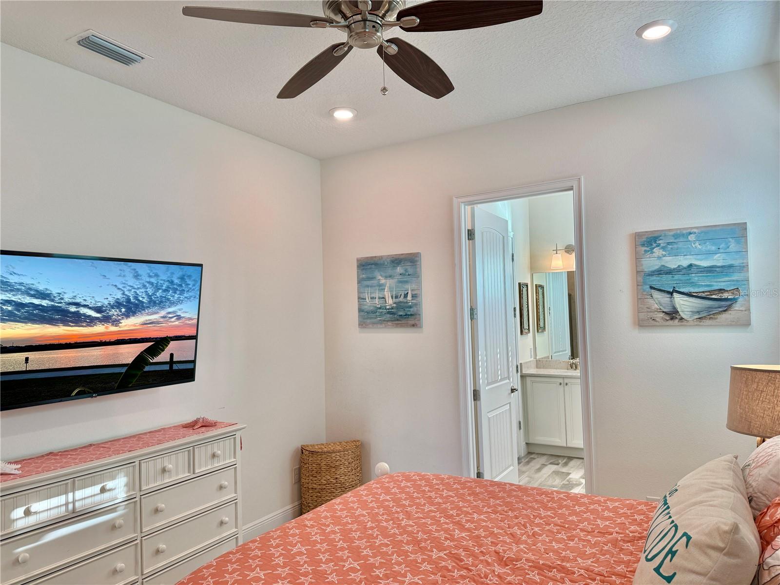 Image 15 of 97 For 8028 Sandy Toes Way