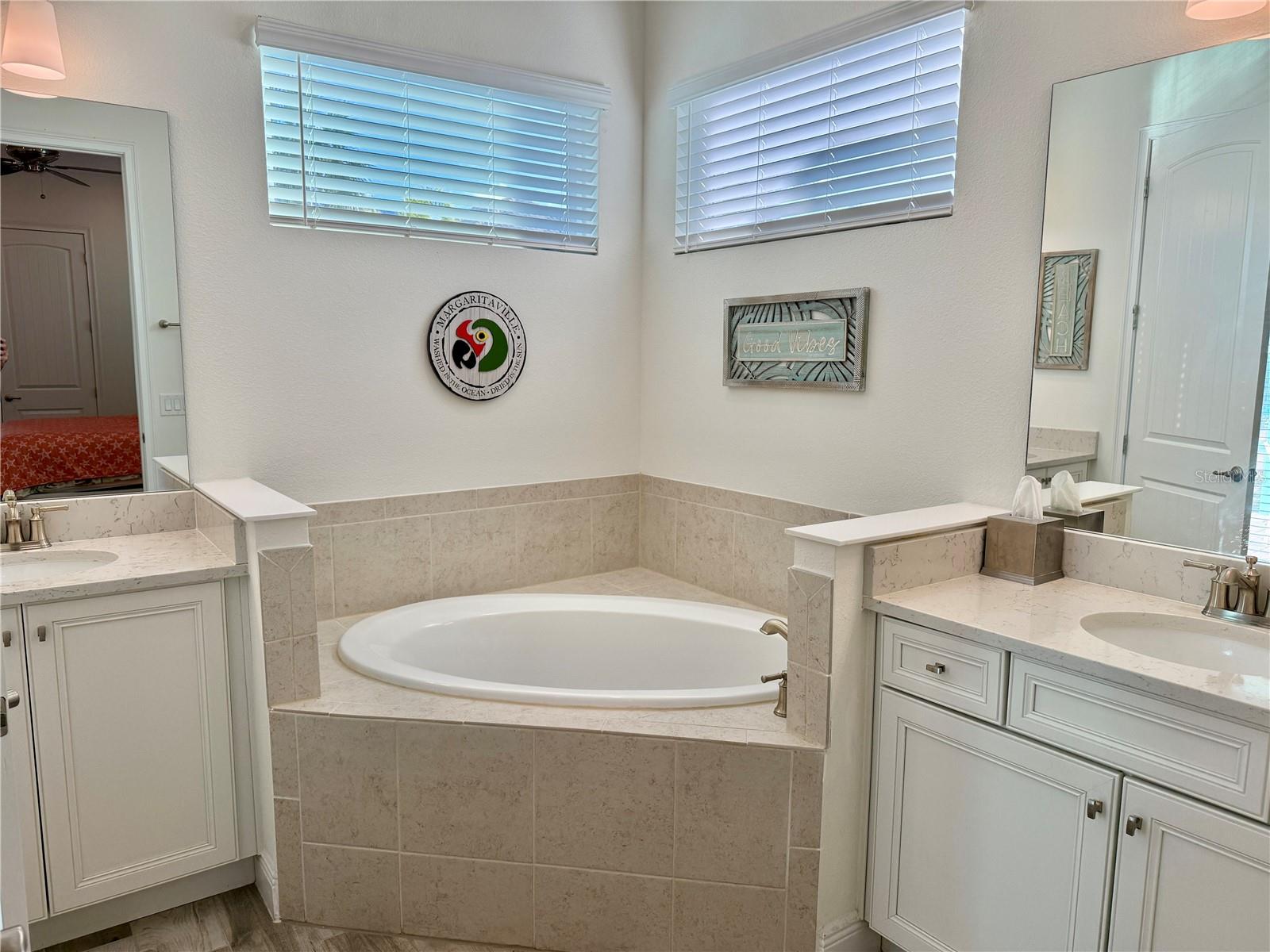 Image 18 of 97 For 8028 Sandy Toes Way