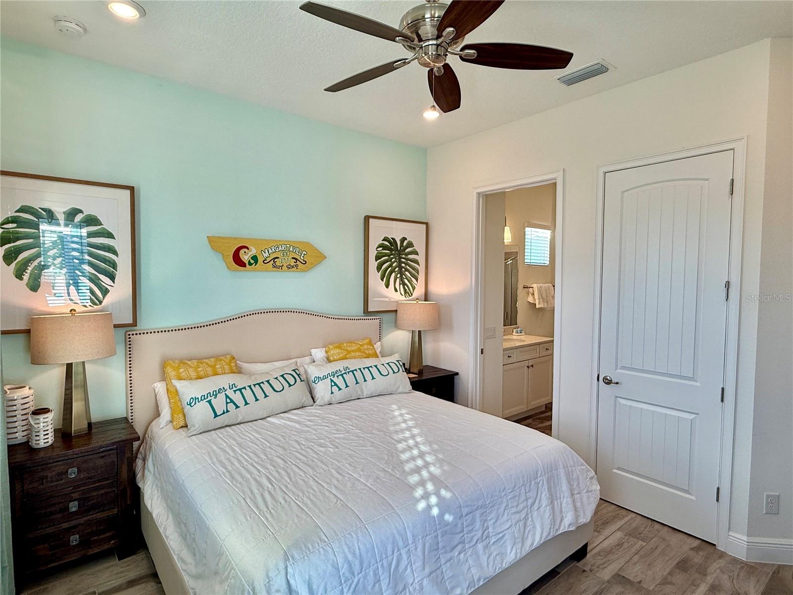 Image 35 of 97 For 8028 Sandy Toes Way