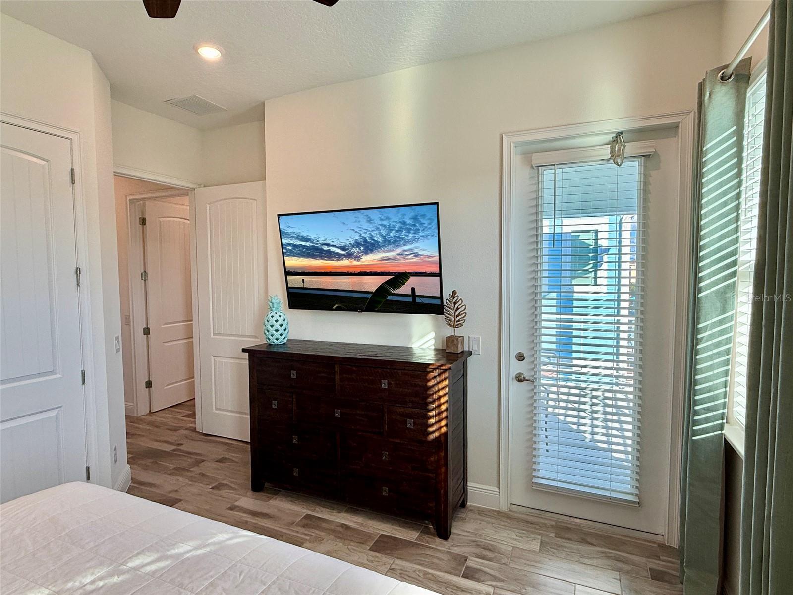 Image 38 of 97 For 8028 Sandy Toes Way