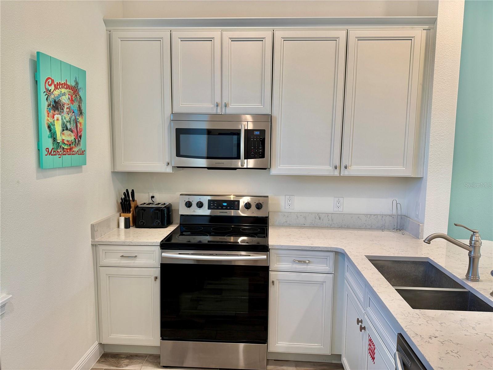 Image 4 of 97 For 8028 Sandy Toes Way