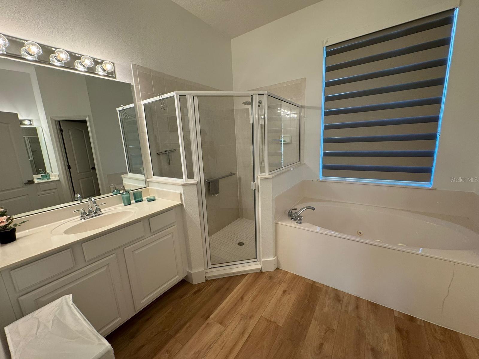 Image 17 of 29 For 111 Nottingham Way