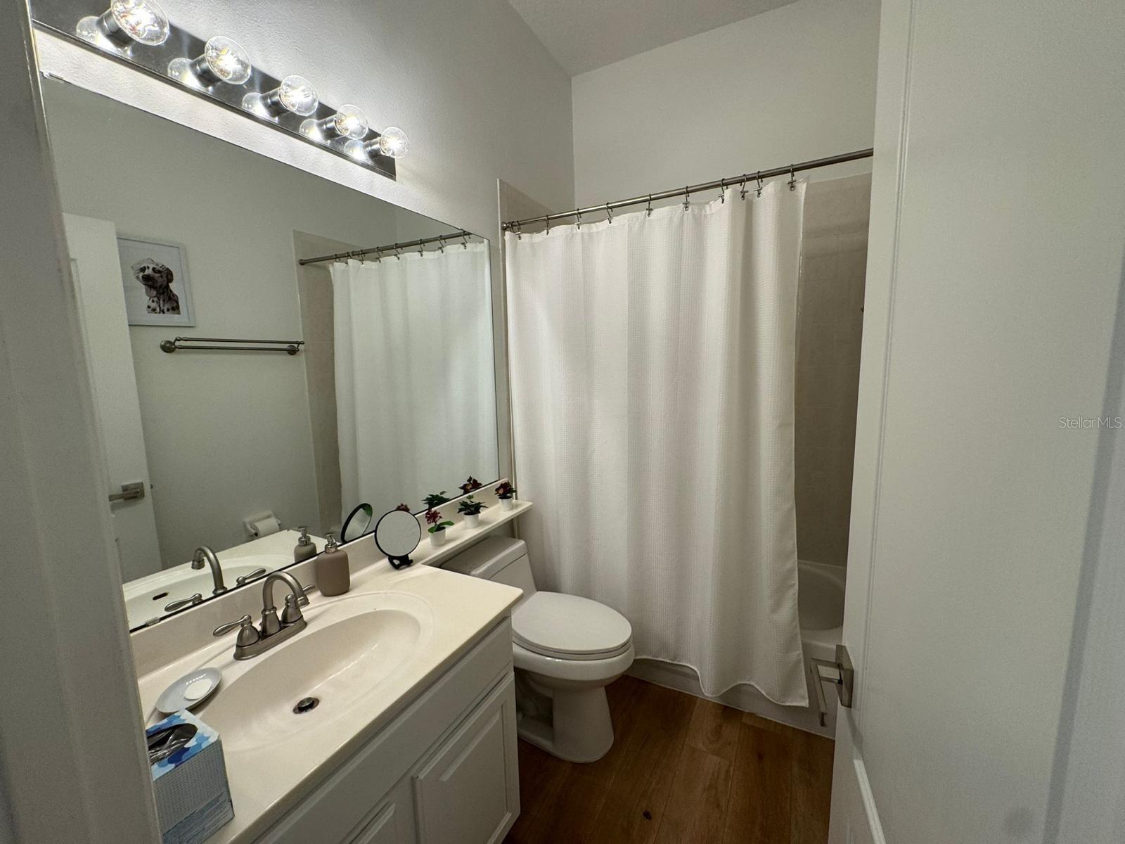 Image 9 of 29 For 111 Nottingham Way