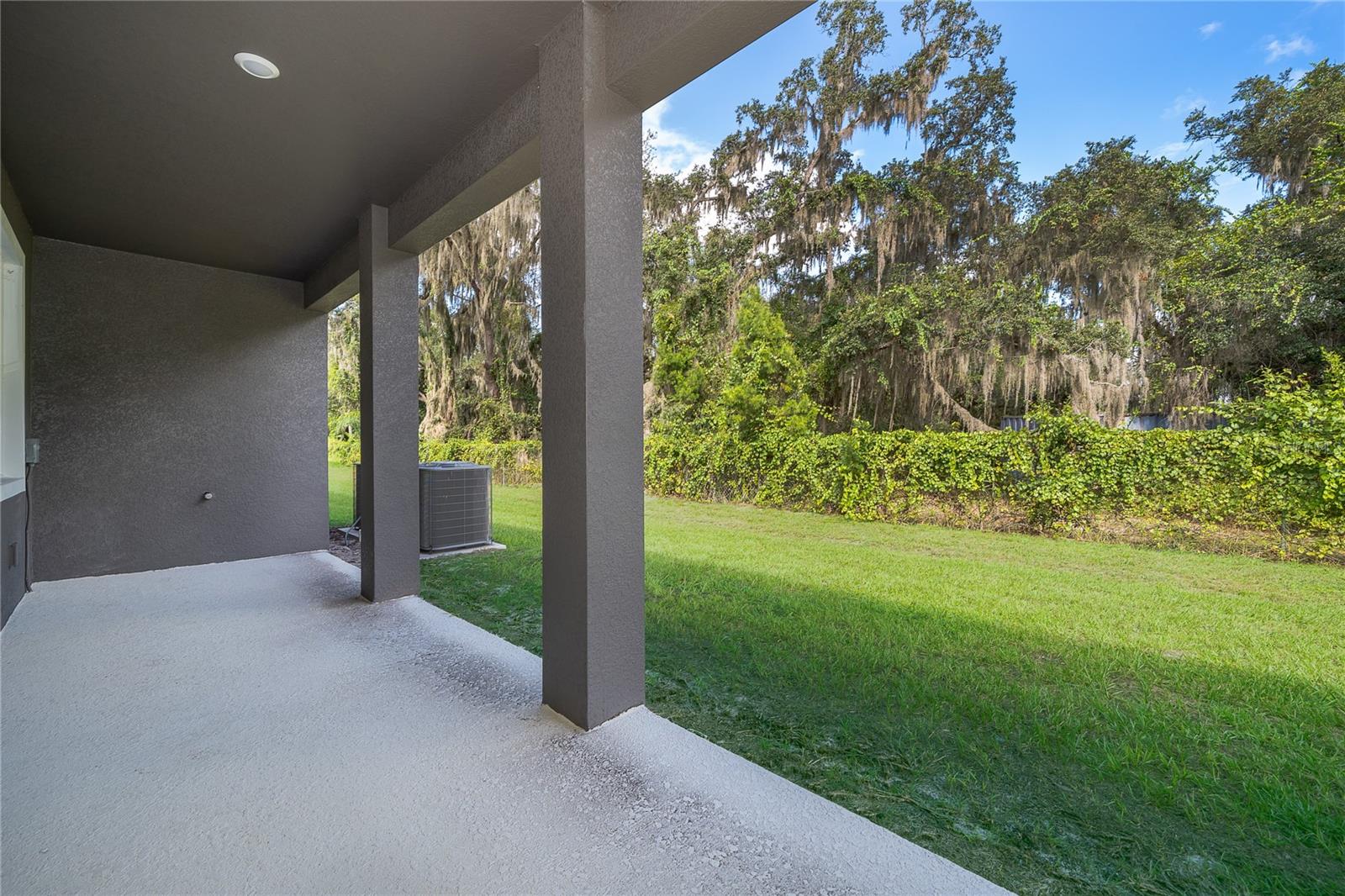 Image 16 of 27 For 5285 Luisa Court