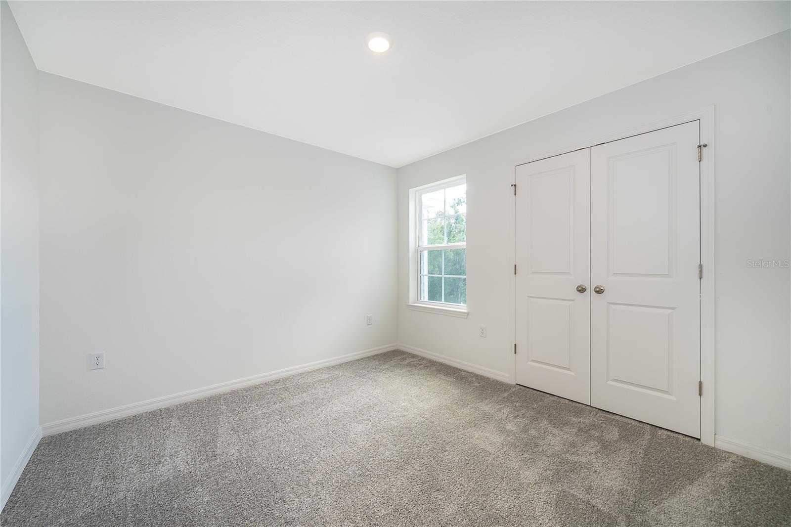 Image 19 of 27 For 5285 Luisa Court