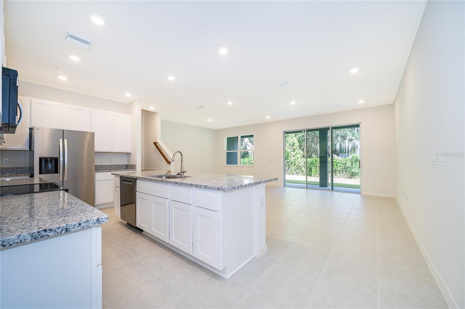 Image 6 of 27 For 5285 Luisa Court