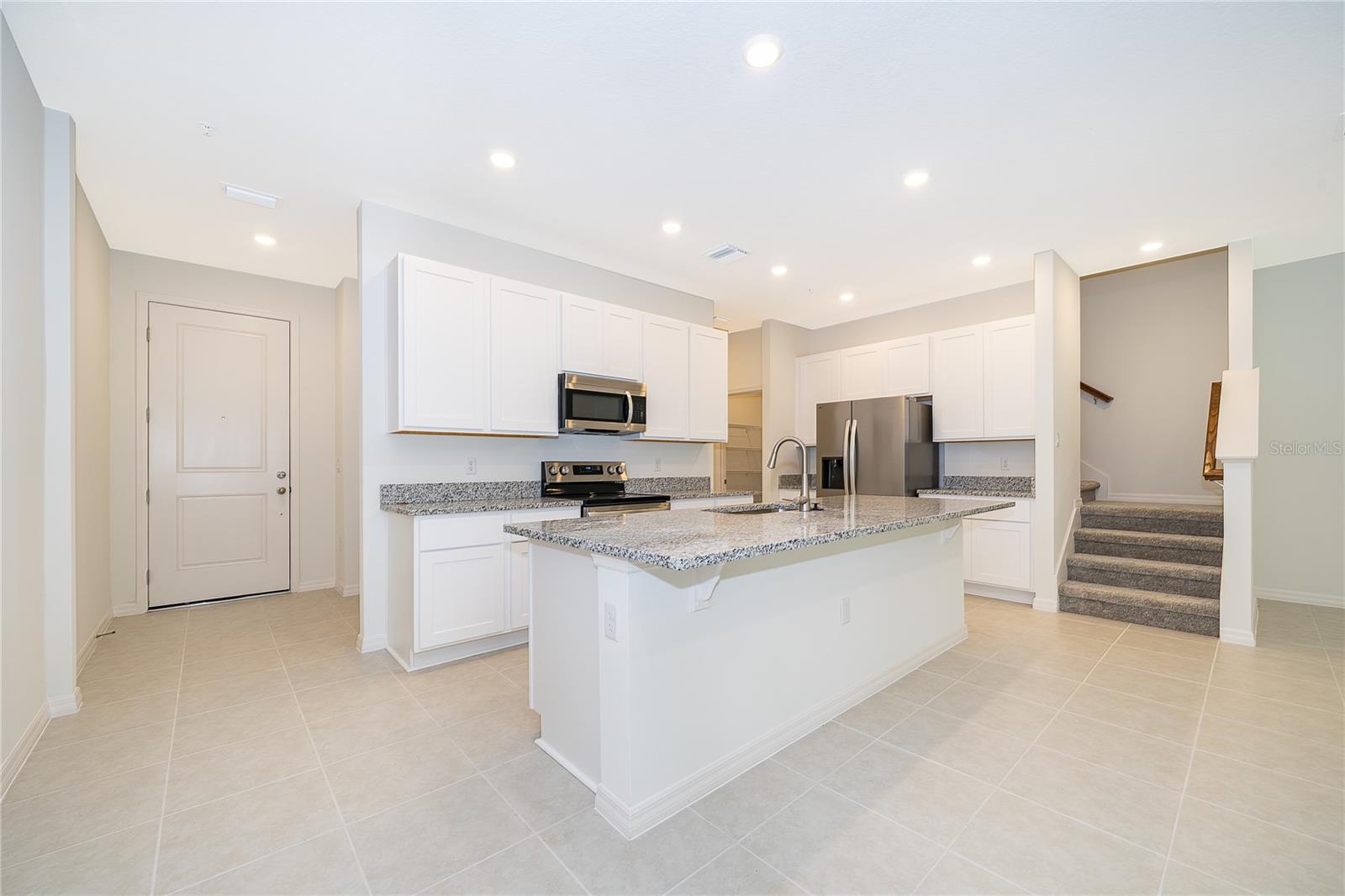 Image 8 of 27 For 5285 Luisa Court