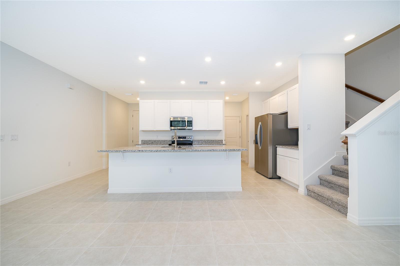 Image 9 of 27 For 5285 Luisa Court