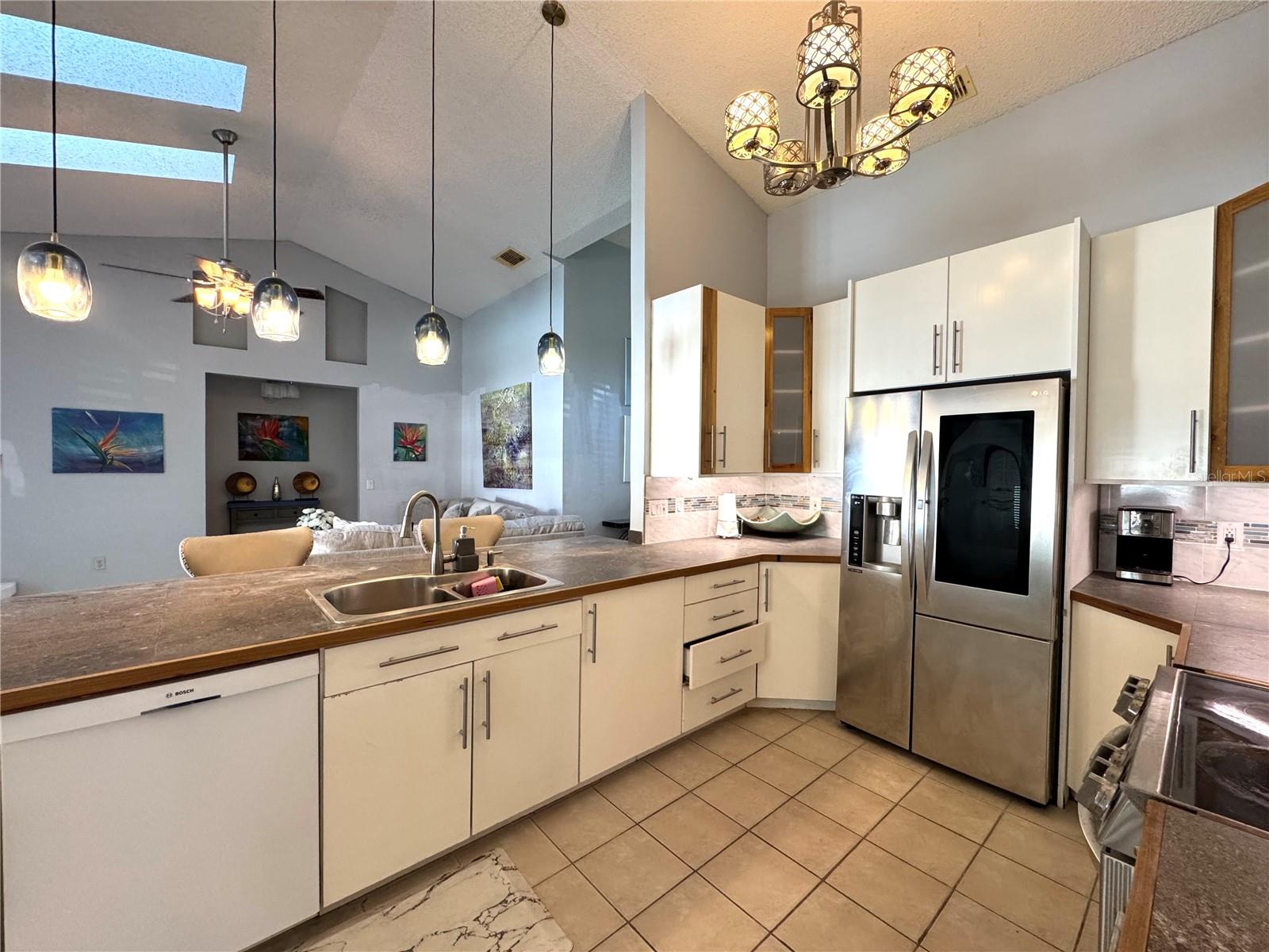 Image 10 of 35 For 4955 Southfork Ranch Drive