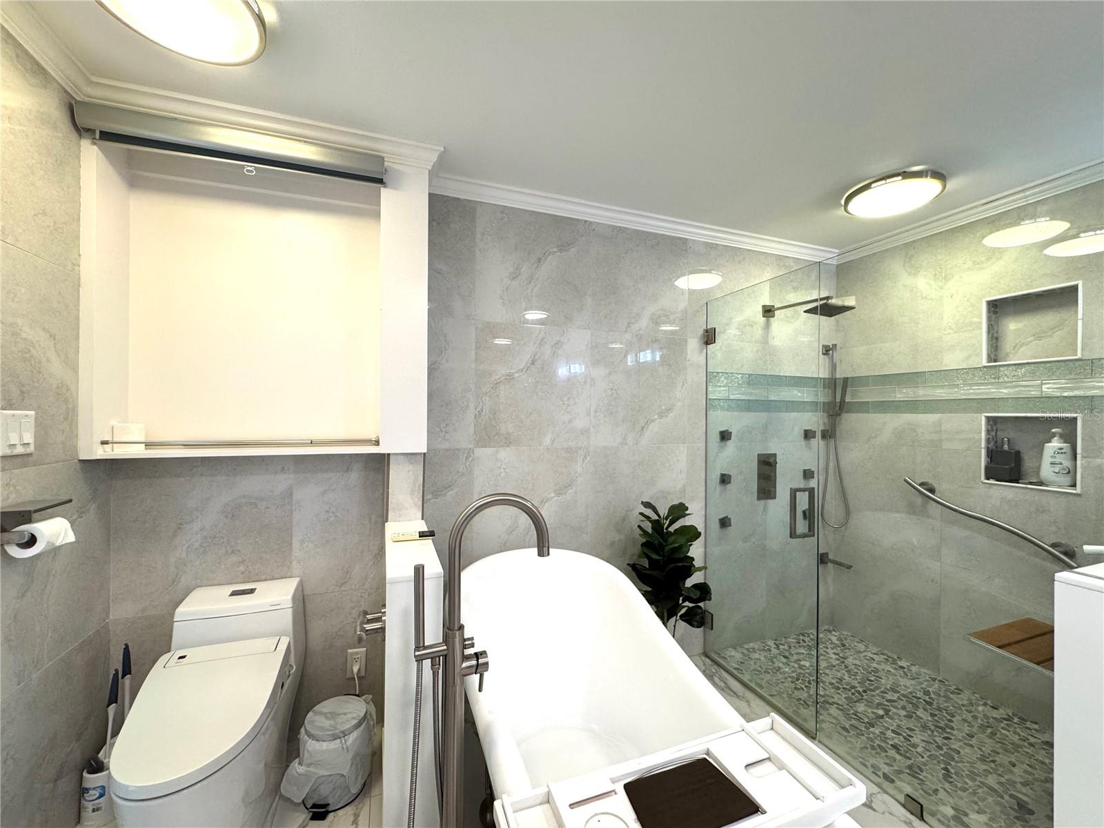 Image 17 of 35 For 4955 Southfork Ranch Drive