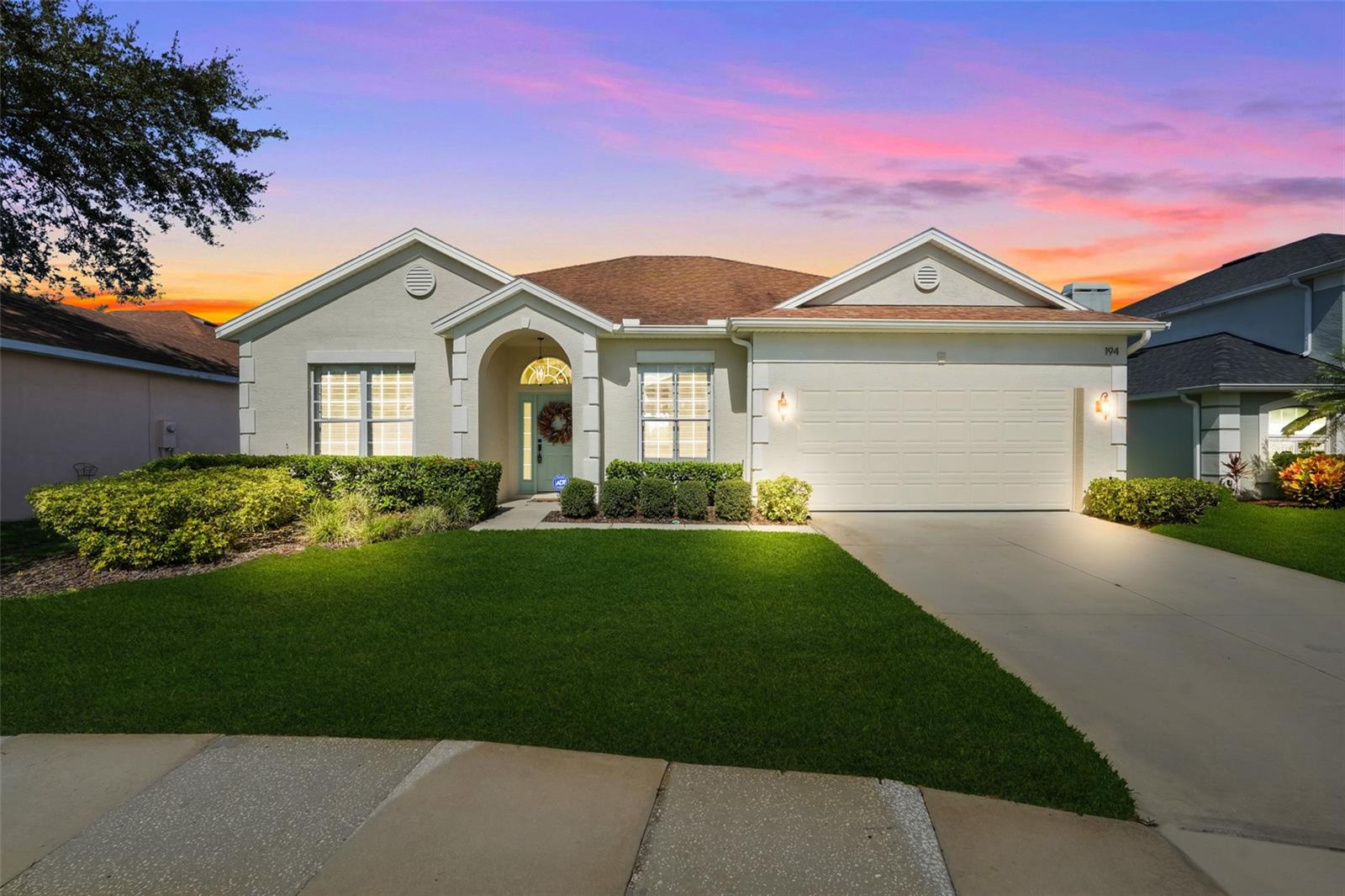 Details for 194 Longhirst Loop, OCOEE, FL 34761