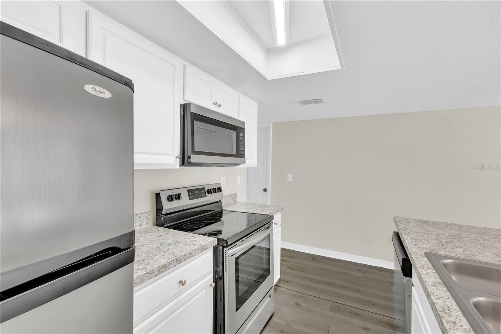 Image 12 of 34 For 2721 Poinciana Boulevard 163