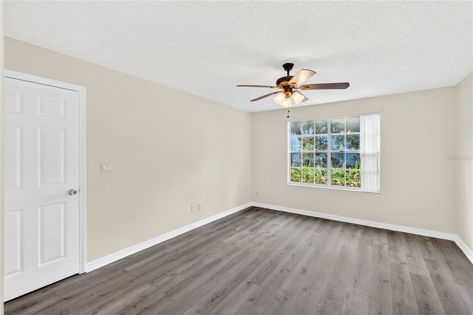 Image 21 of 34 For 2721 Poinciana Boulevard 163