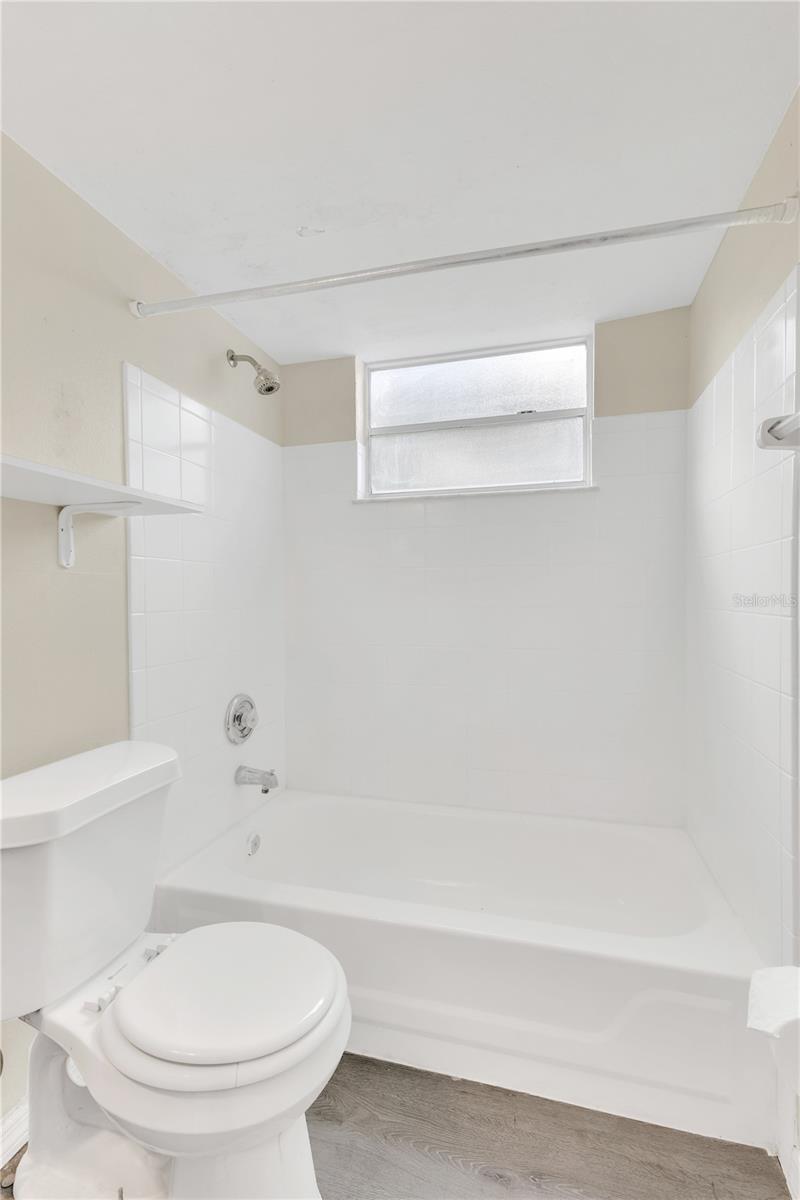 Image 25 of 34 For 2721 Poinciana Boulevard 163