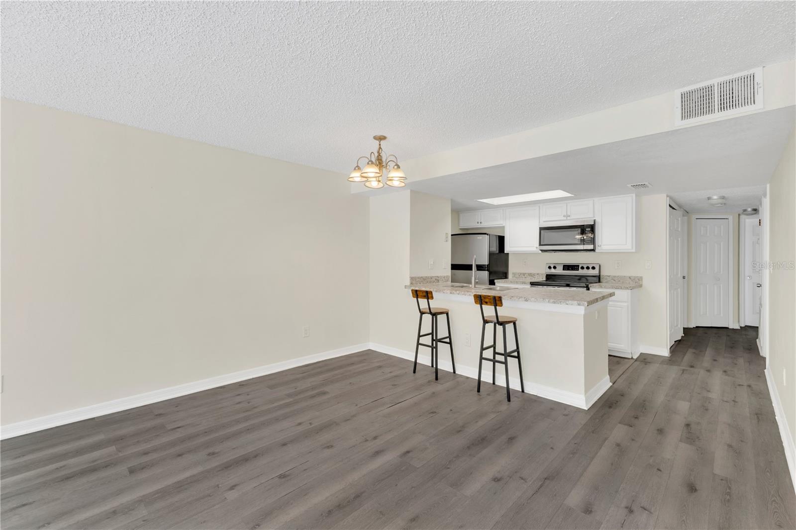 Image 8 of 34 For 2721 Poinciana Boulevard 163