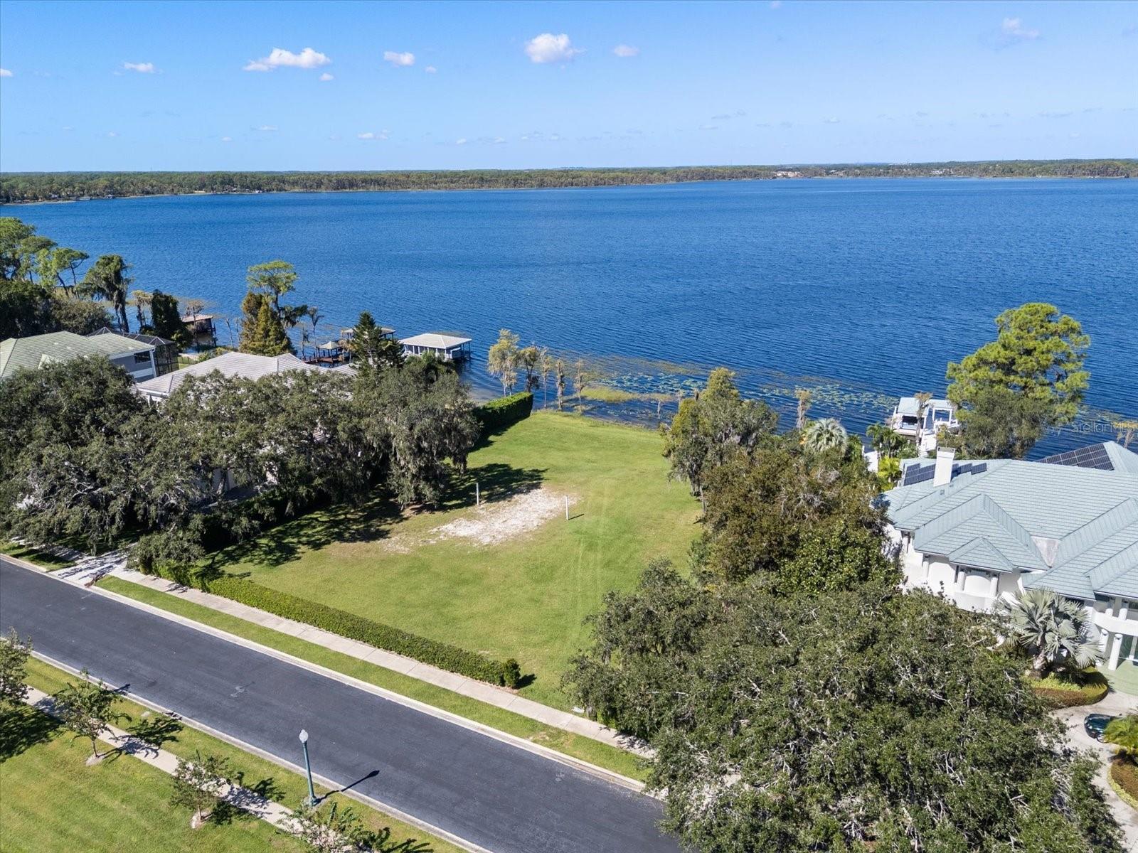 Image 13 of 20 For 8774 Lake Tibet Court