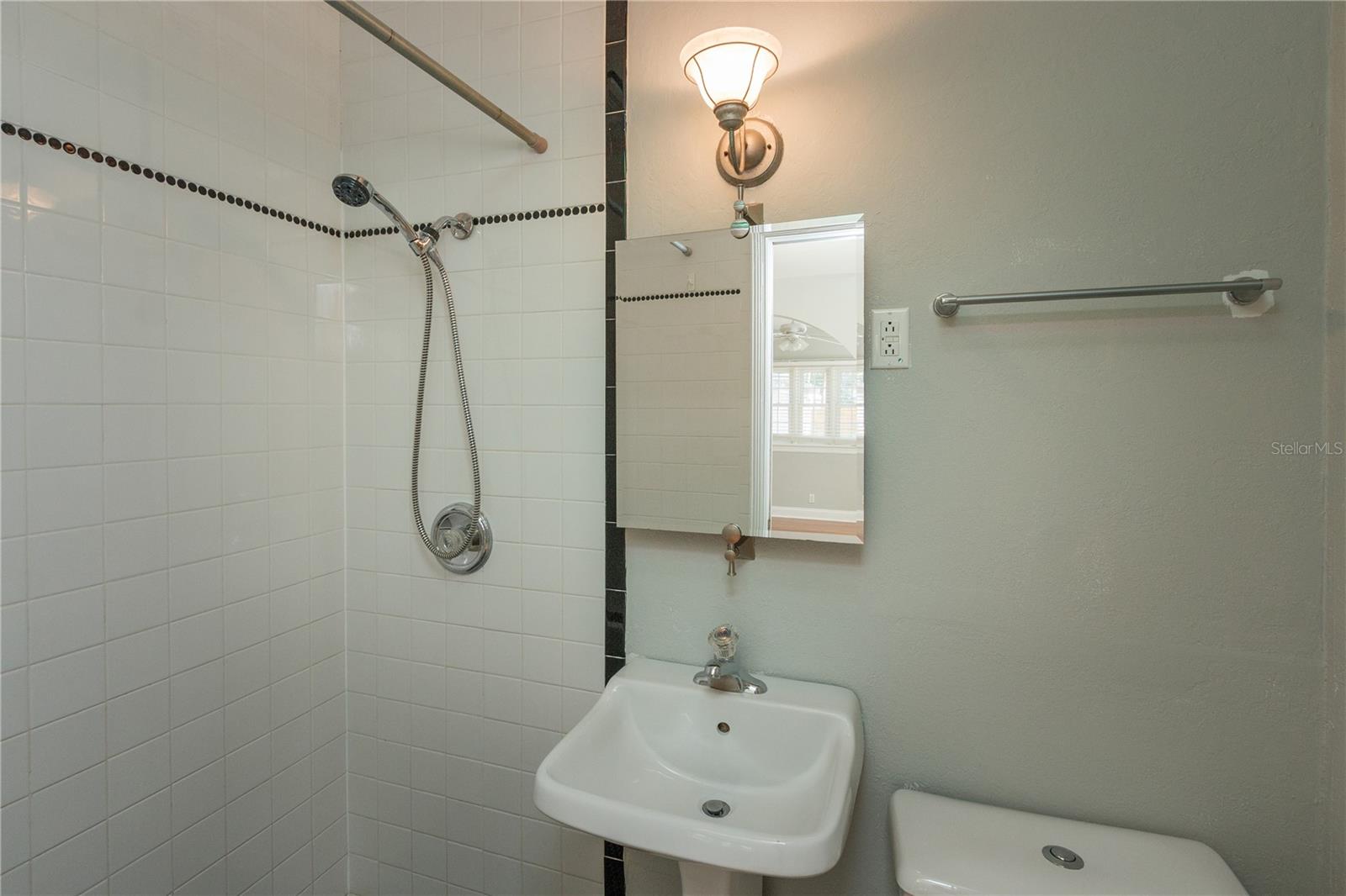 Image 11 of 14 For 1106 Princeton Street