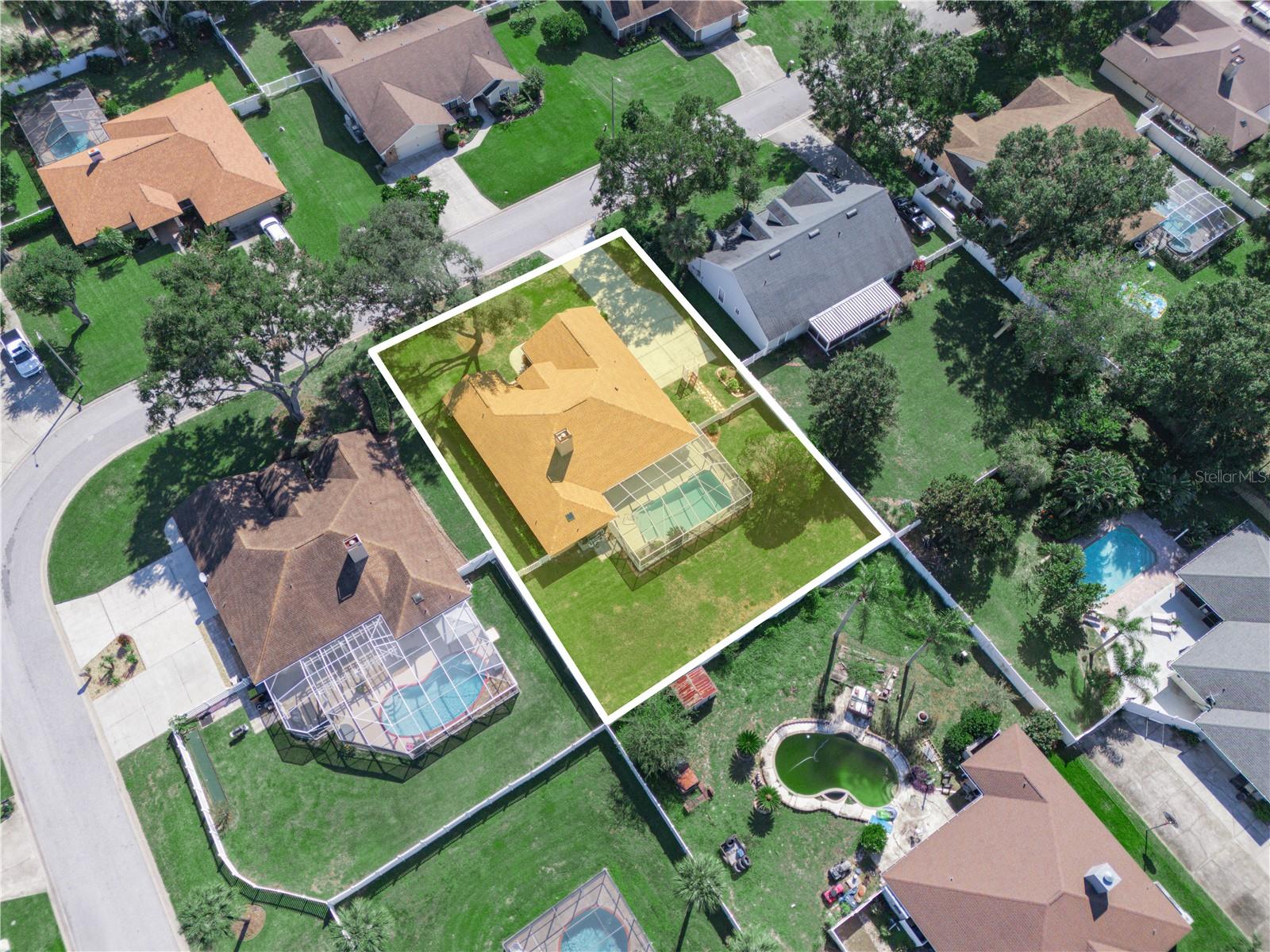 Image 28 of 31 For 805 Carlton Court