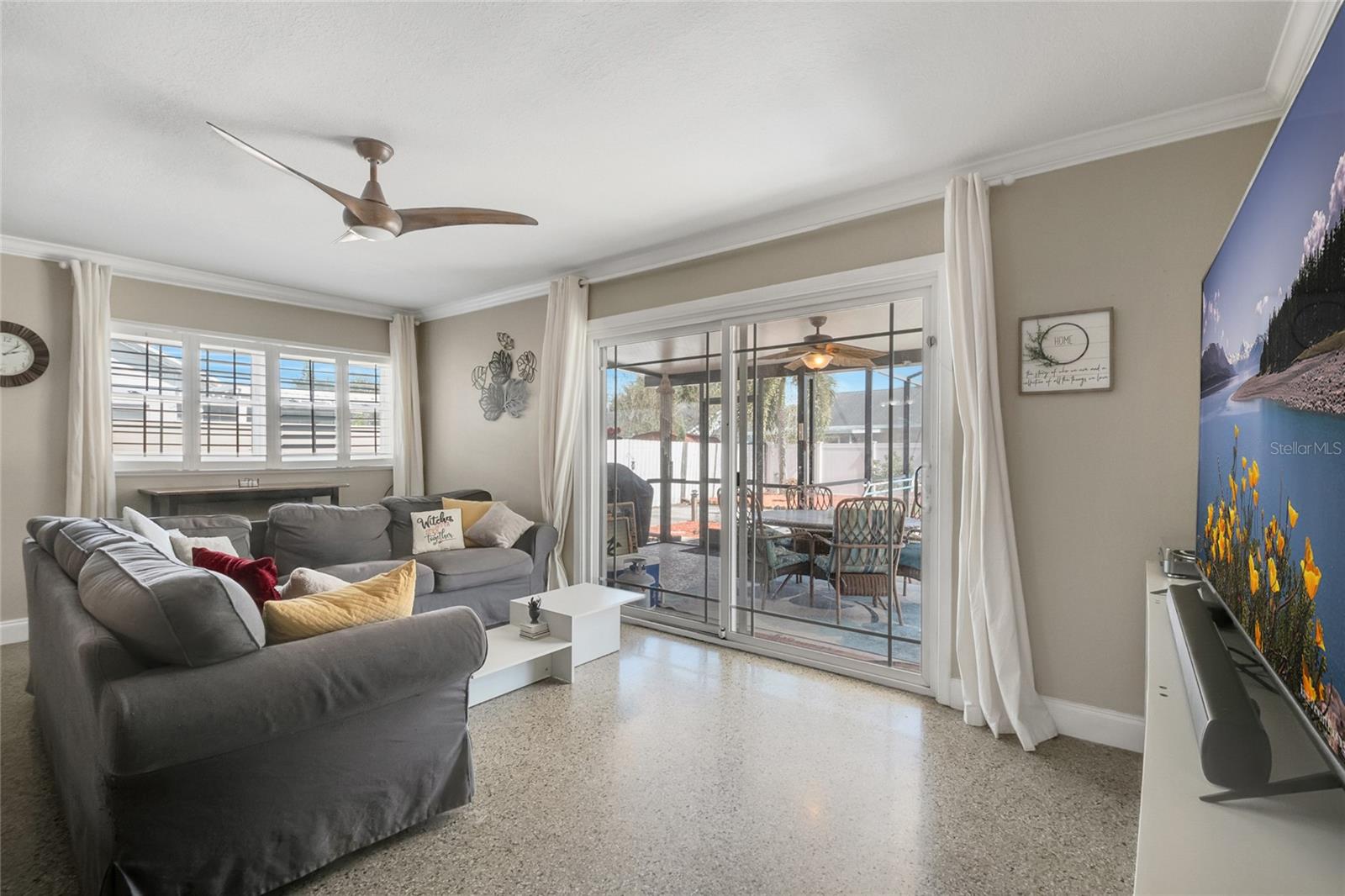 Image 16 of 48 For 8495 Oak Bluff Drive