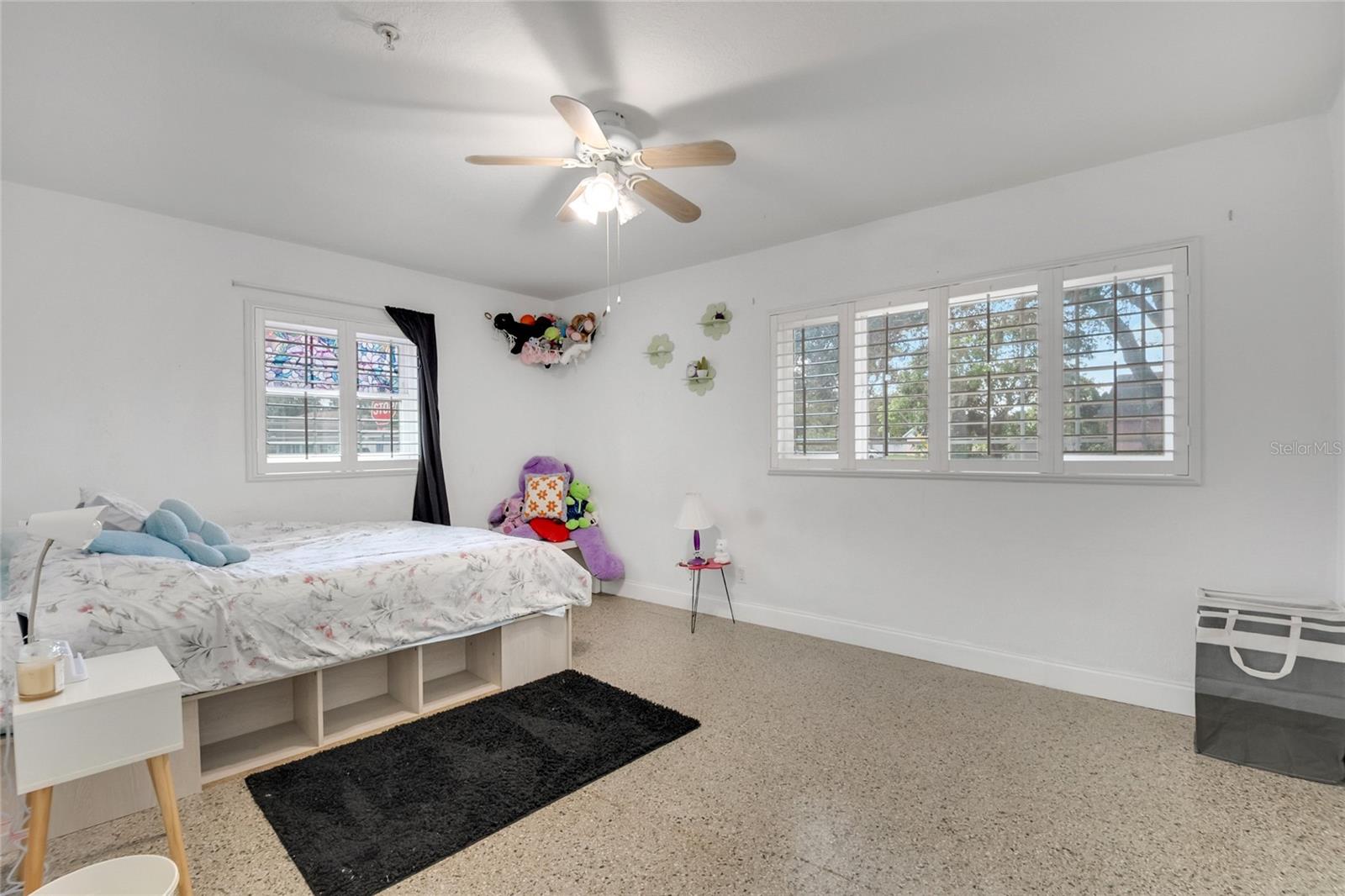 Image 26 of 48 For 8495 Oak Bluff Drive