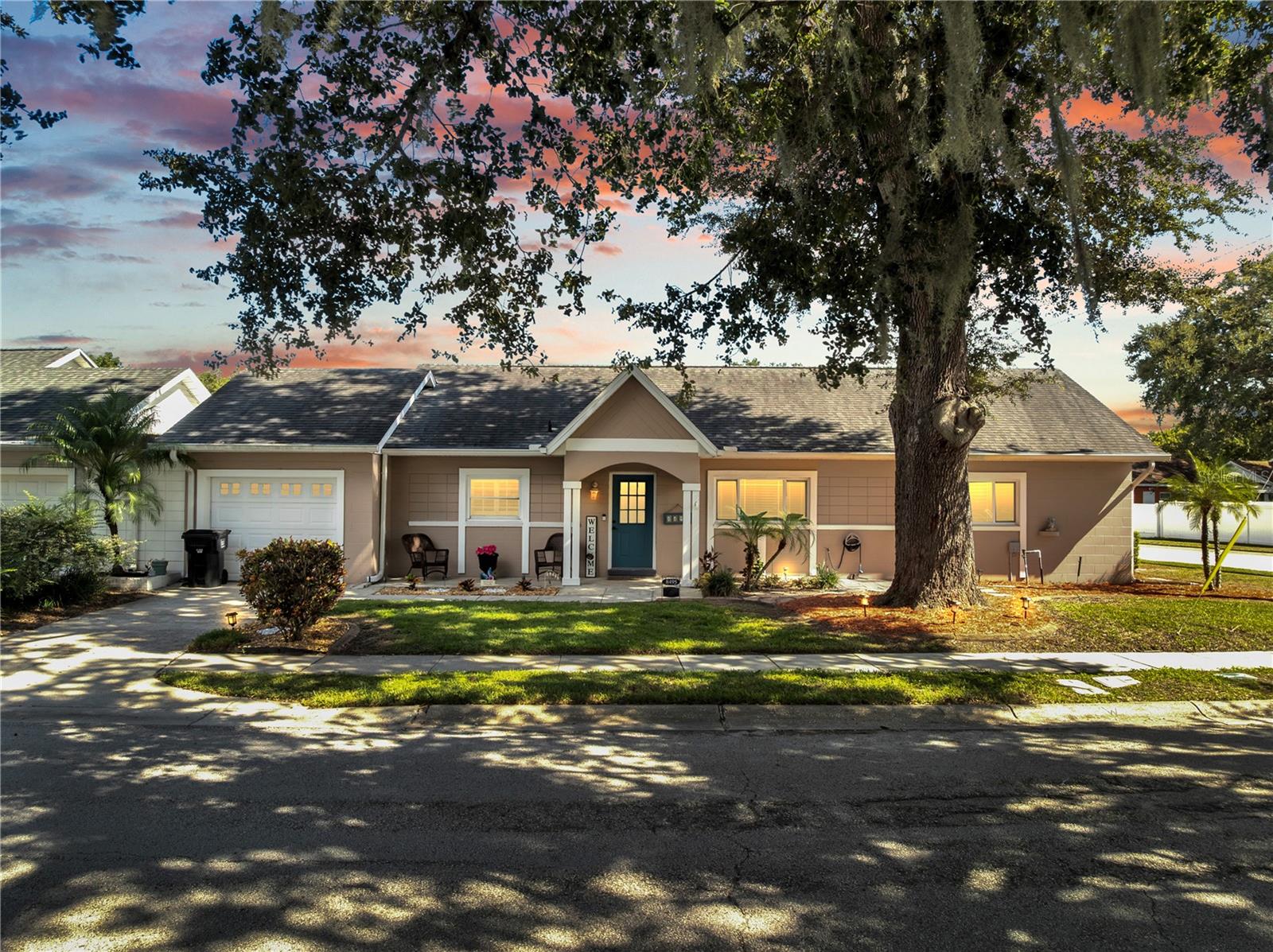 Image 3 of 48 For 8495 Oak Bluff Drive