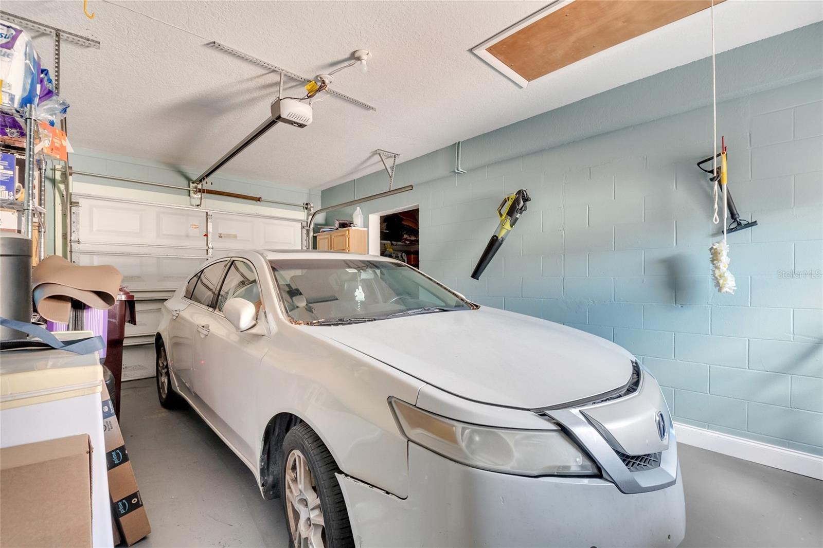Image 39 of 48 For 8495 Oak Bluff Drive