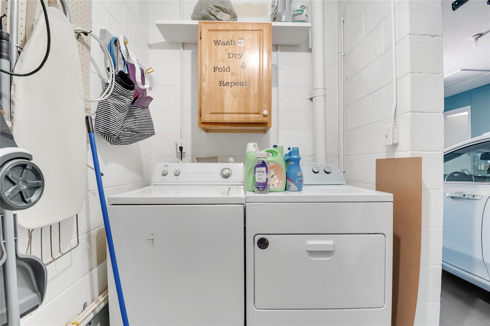 Image 41 of 48 For 8495 Oak Bluff Drive