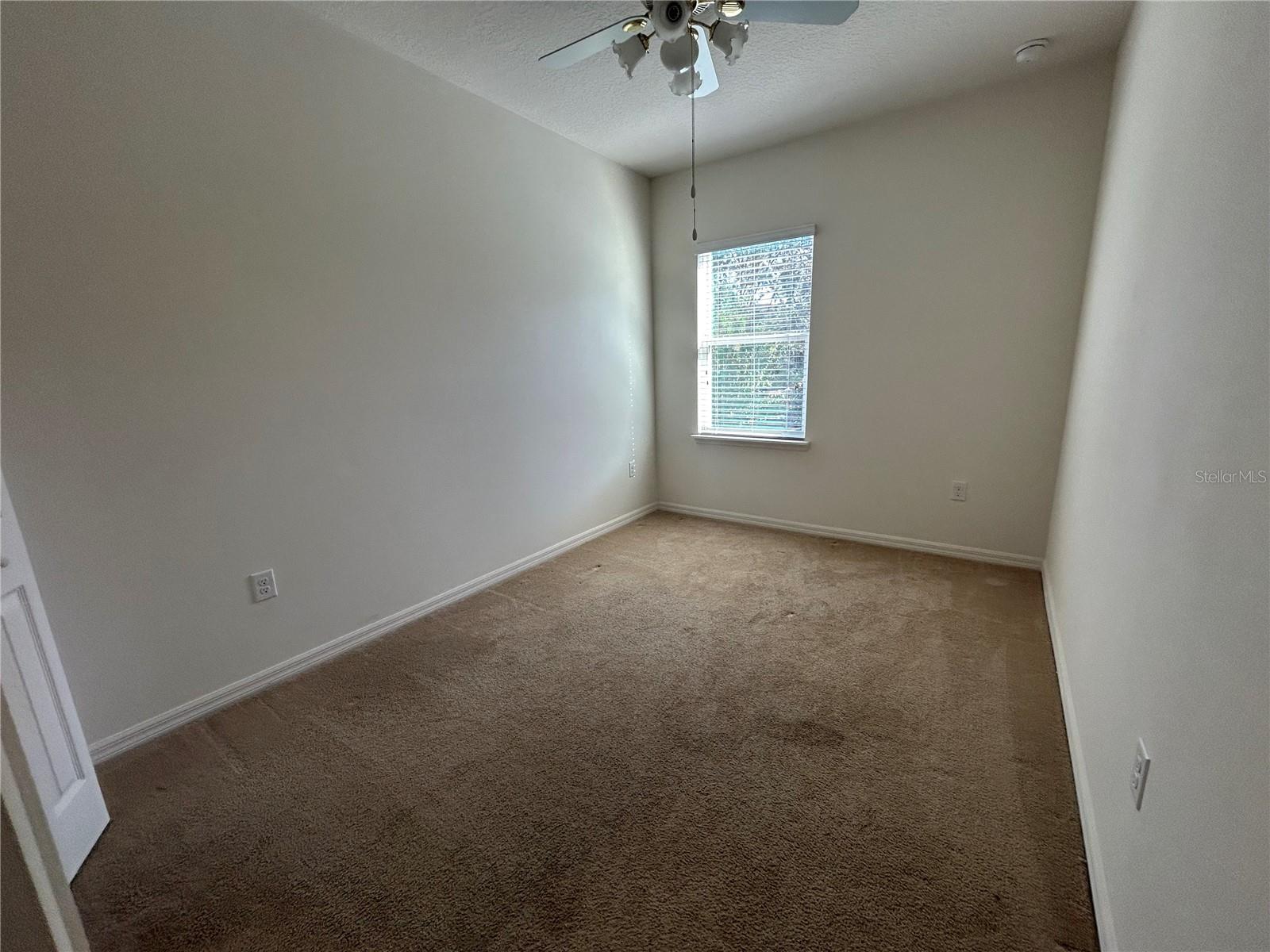 Image 18 of 28 For 182 Mitchell Creek Way