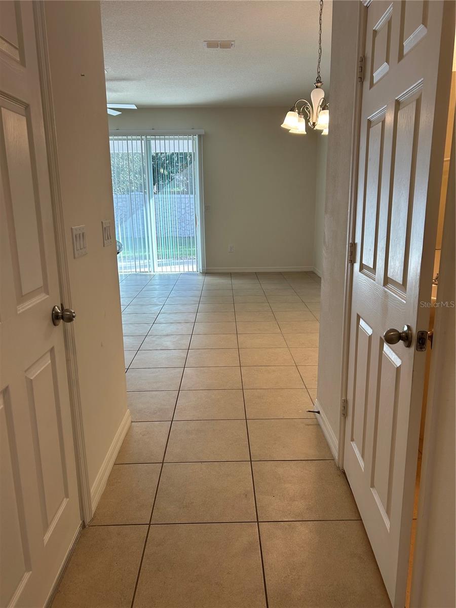 Image 4 of 28 For 182 Mitchell Creek Way