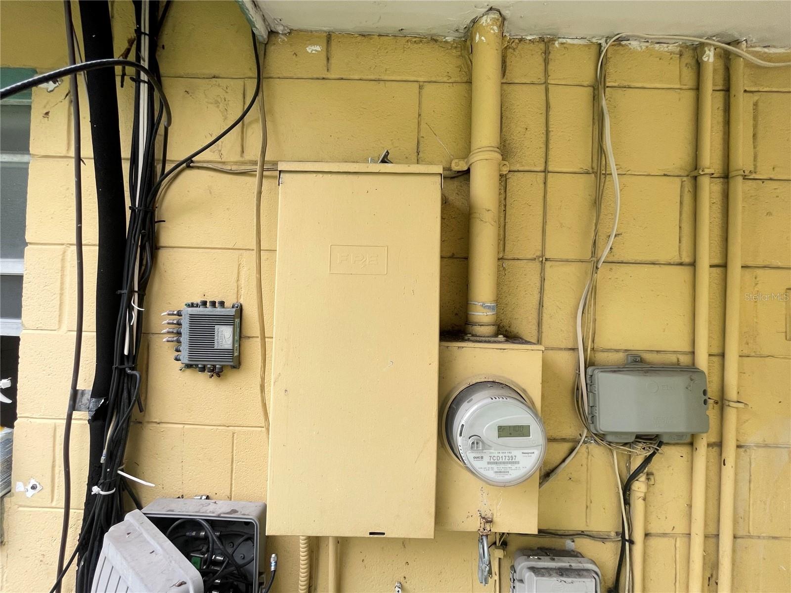 Image 13 of 17 For 5722 Cardinal Guard Avenue