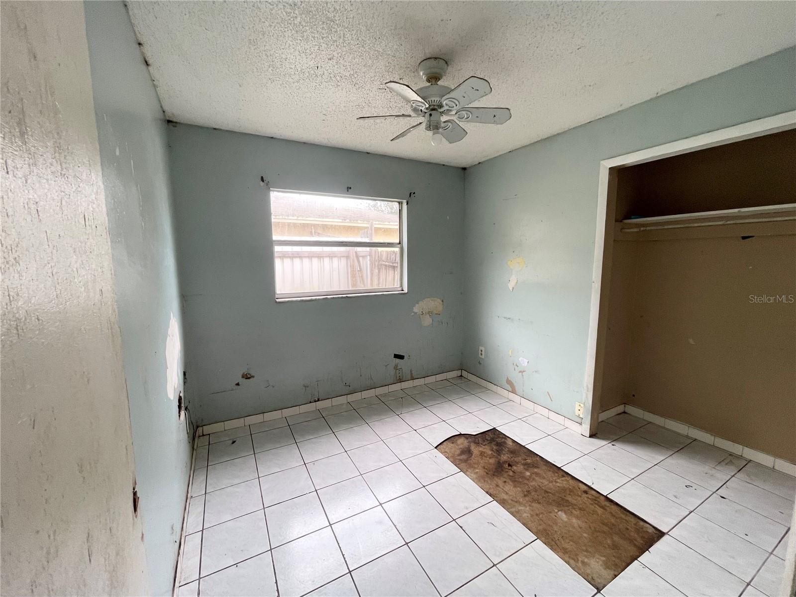 Image 8 of 17 For 5722 Cardinal Guard Avenue